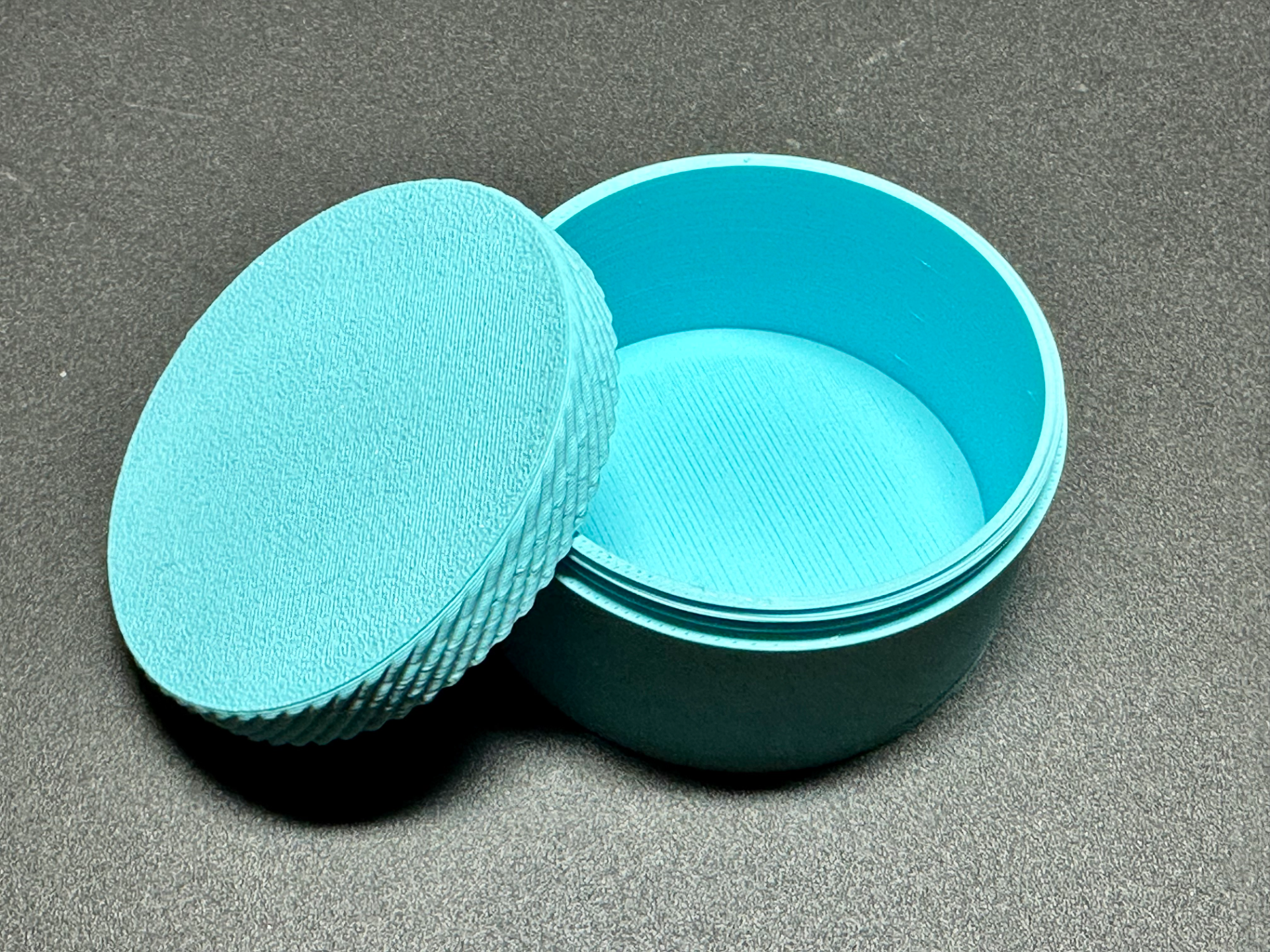 Small travel container