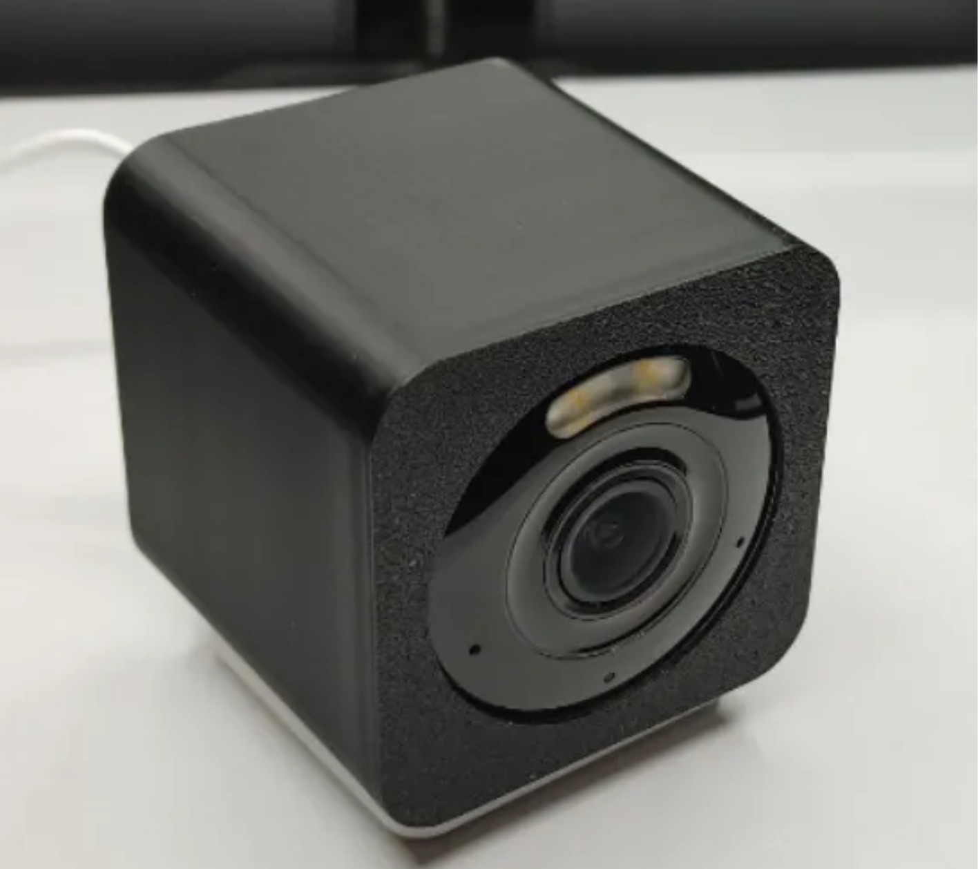 Wyze Cam v4 cover