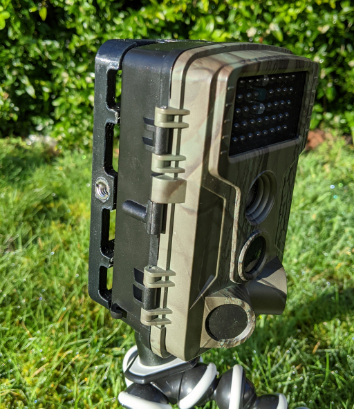 Wildlife camera back with extra tripod mounts