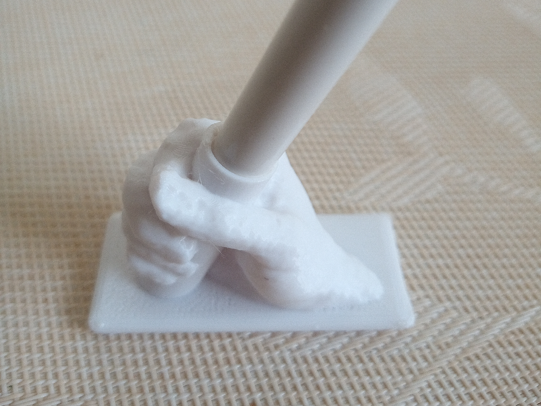 Hand pen holder tiny