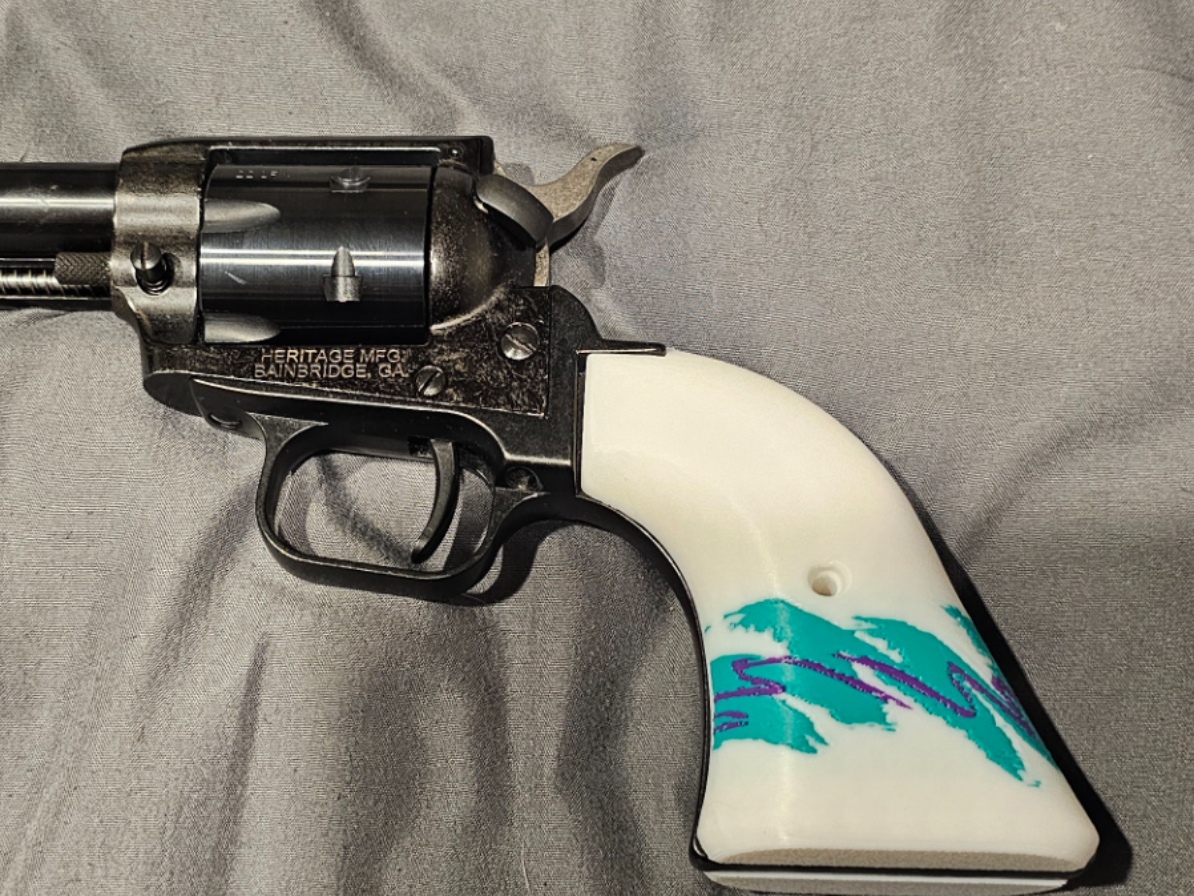 heritage rough rider 22 grips with 90's logo