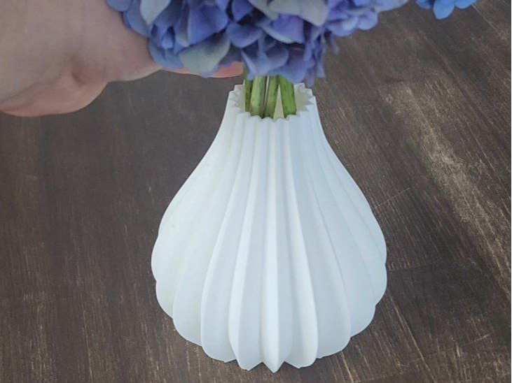 NO LEAK VASE