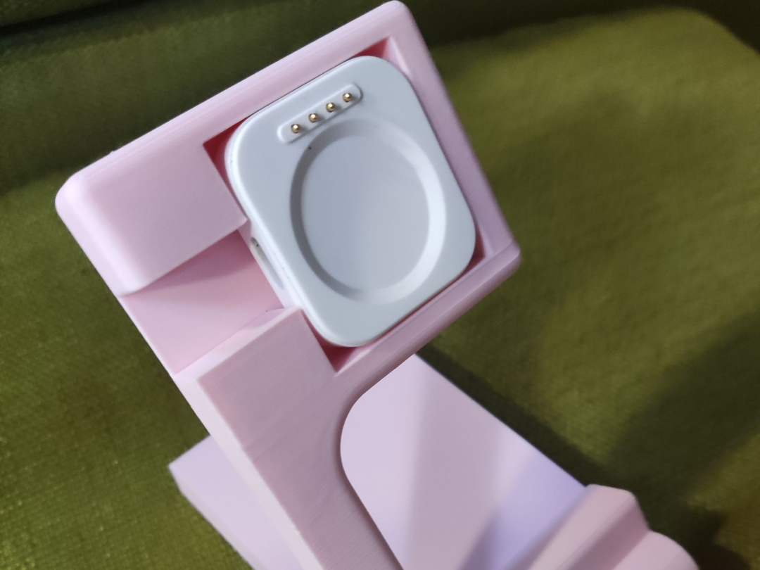 oppw watch x 手機座.也可以放置手機.圖片為第一版
