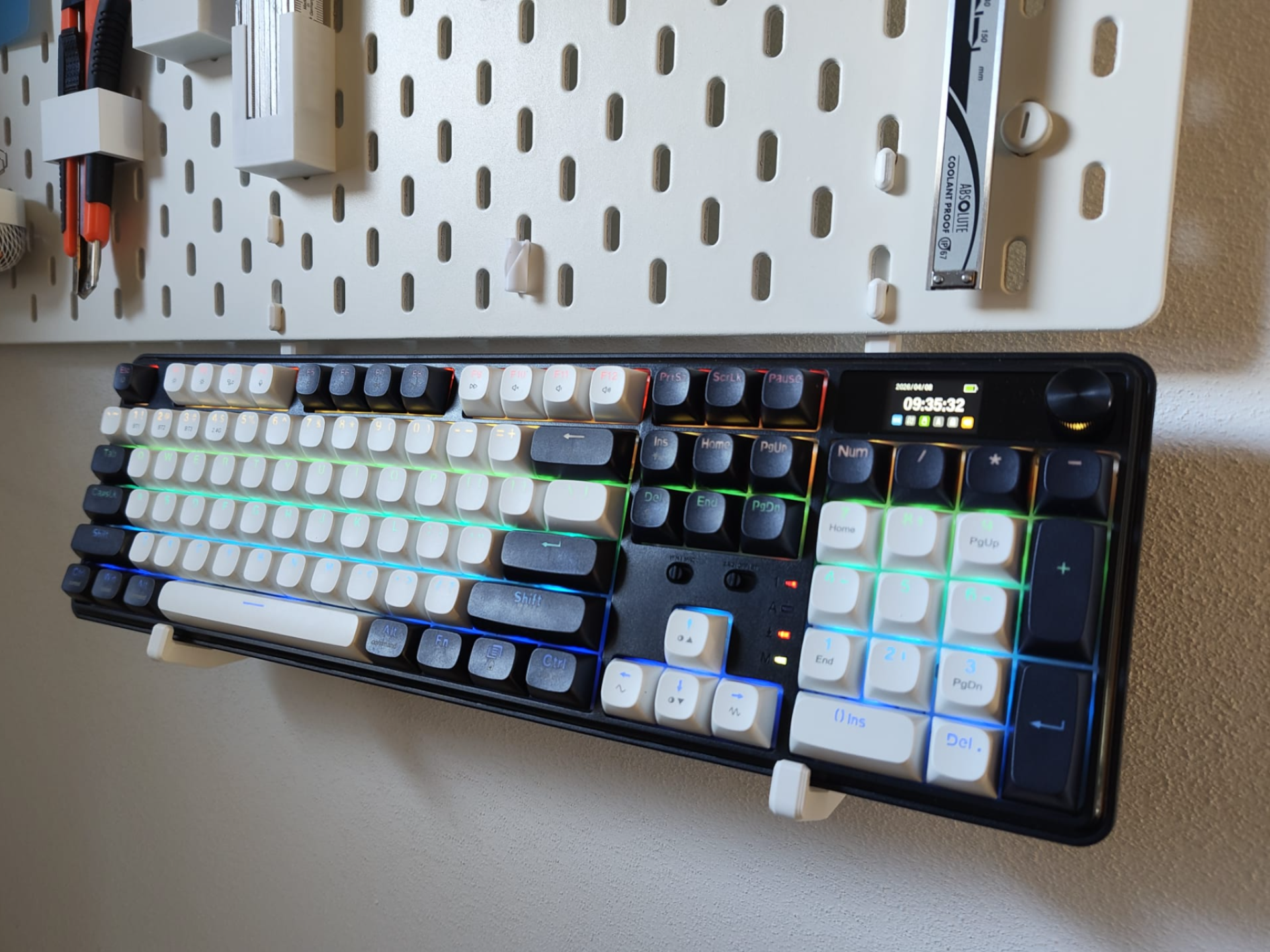 SKADIS Tastaturhalterung oder Laptop