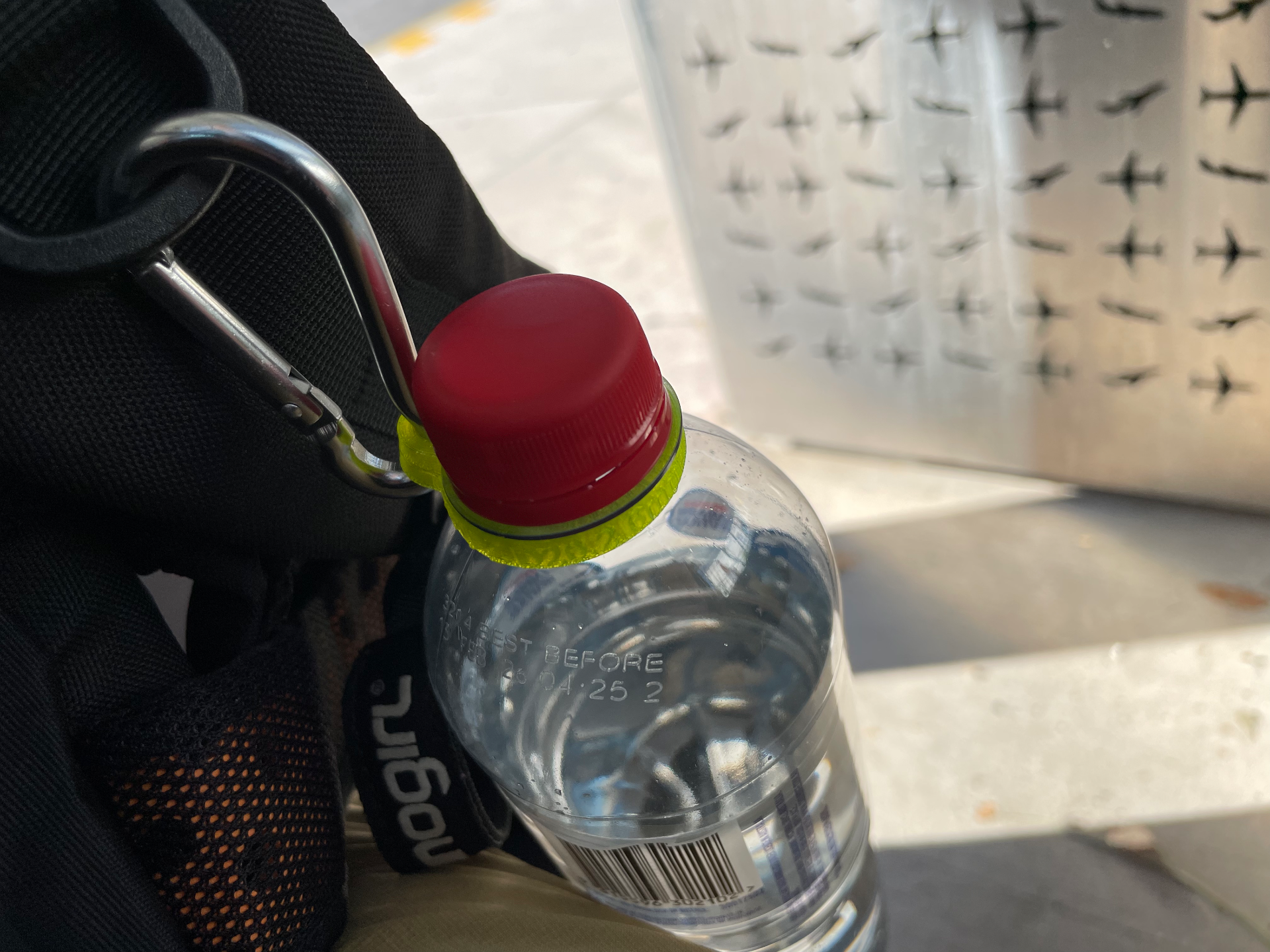 Soft drink bottle hanger