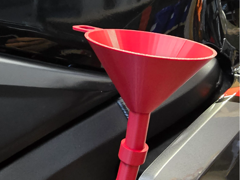 Öltrichter für Motorräder / Motorcycle Oil Funnel
