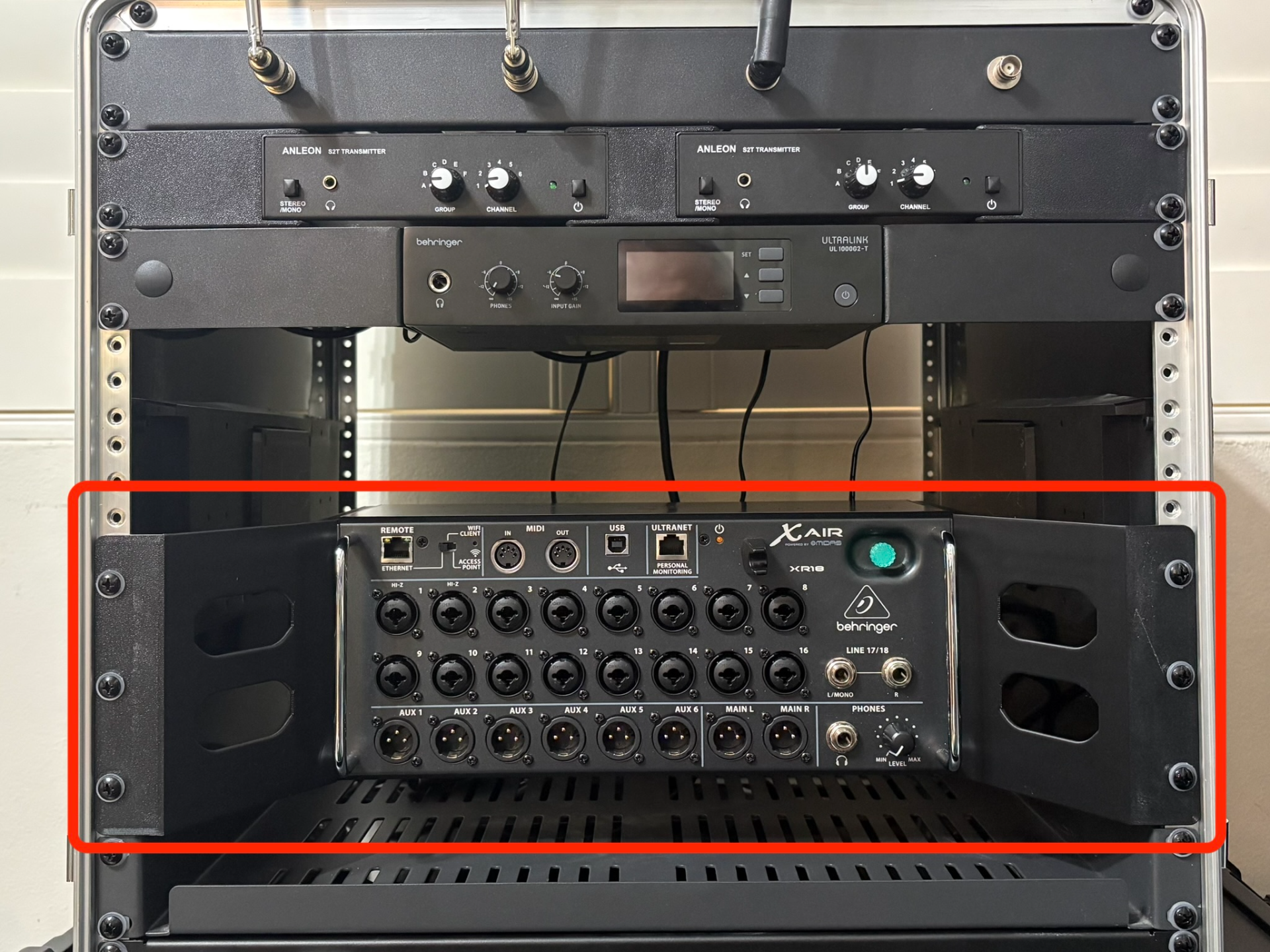 Rack Ears for Behringer XAir XR18/UR18