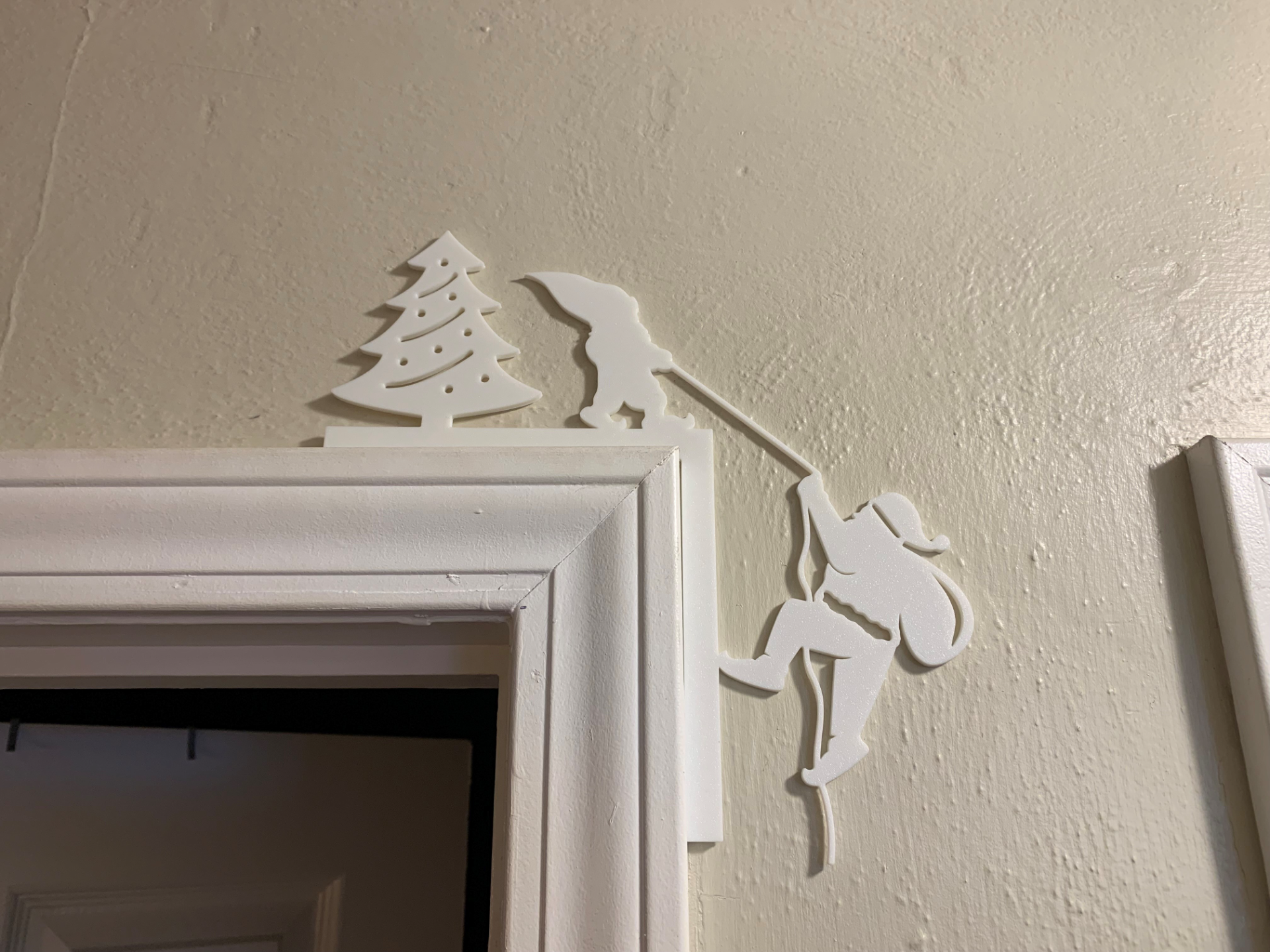 Santa Climbing Door Corner