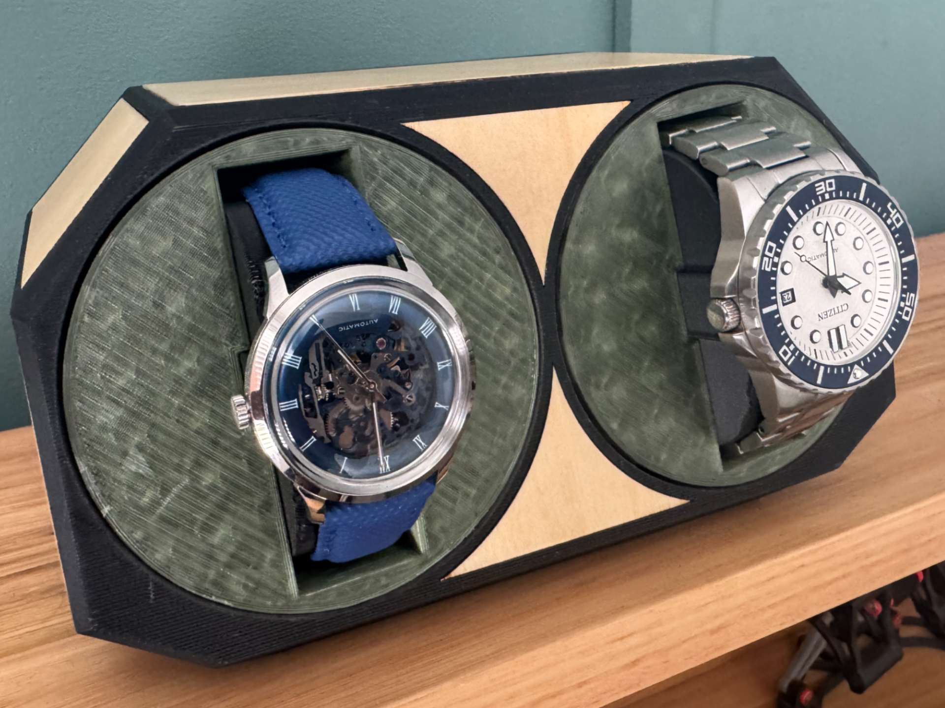 Automatic watch winder