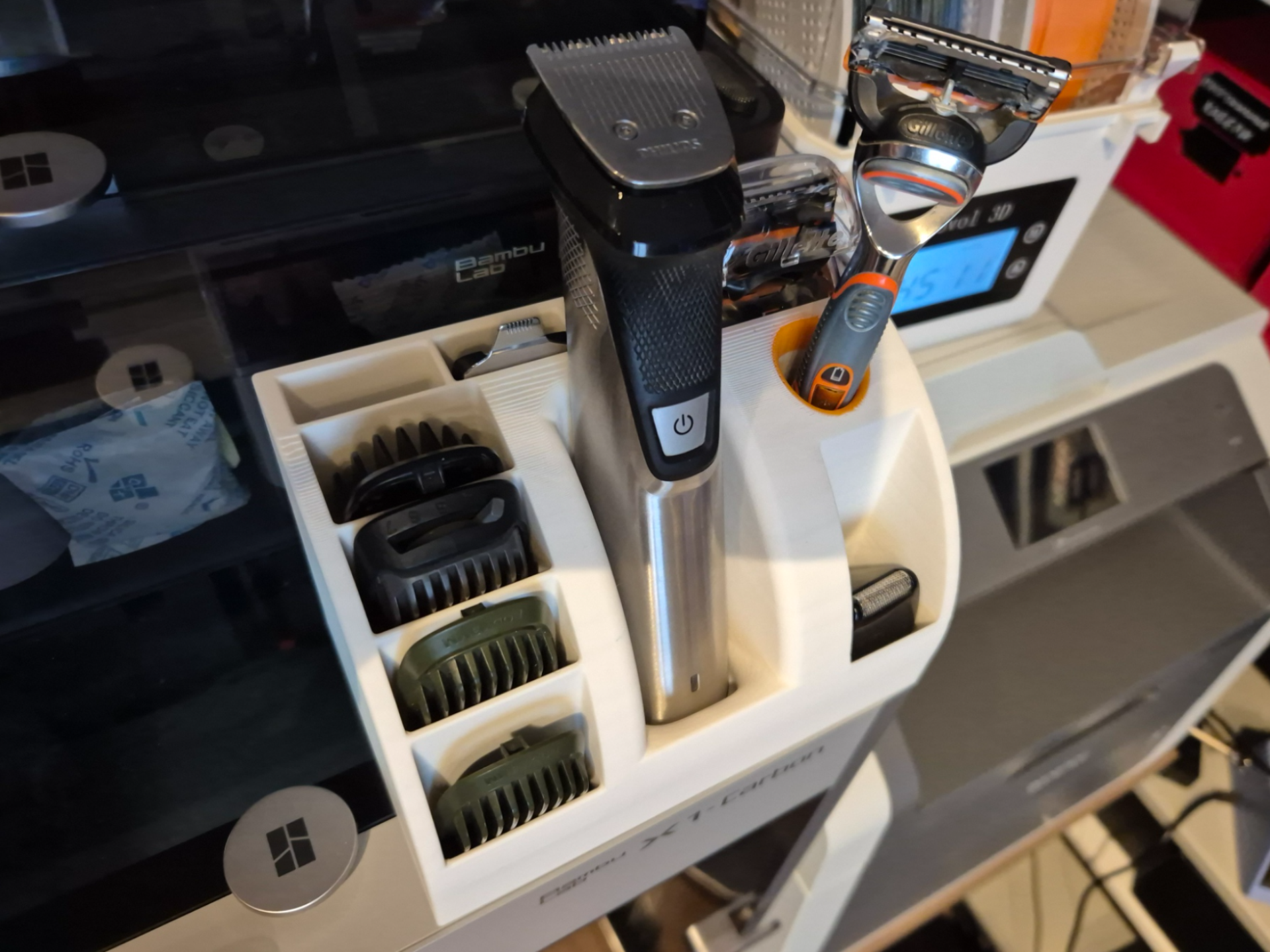 Stand for Phillips MG7720 and Gillette fusion 5