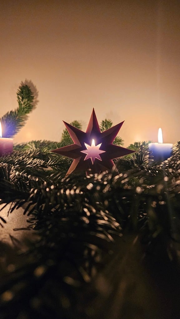 Standig Star - Chrismas table decoration