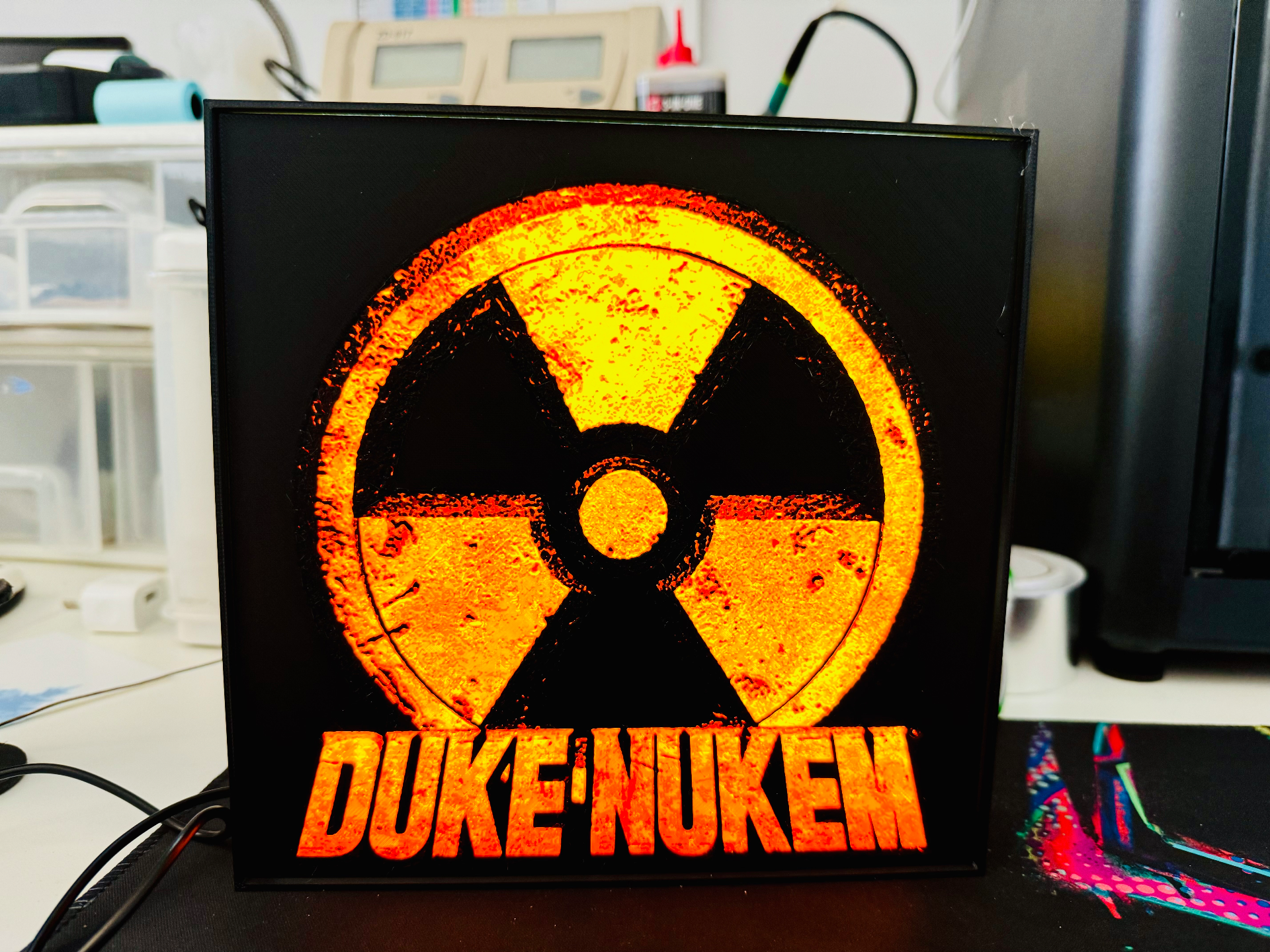 Duke Nukem Logo LED Backlit Lightbox w/ enclosure - Duke Nukem 3D Wording & Atomic logo
