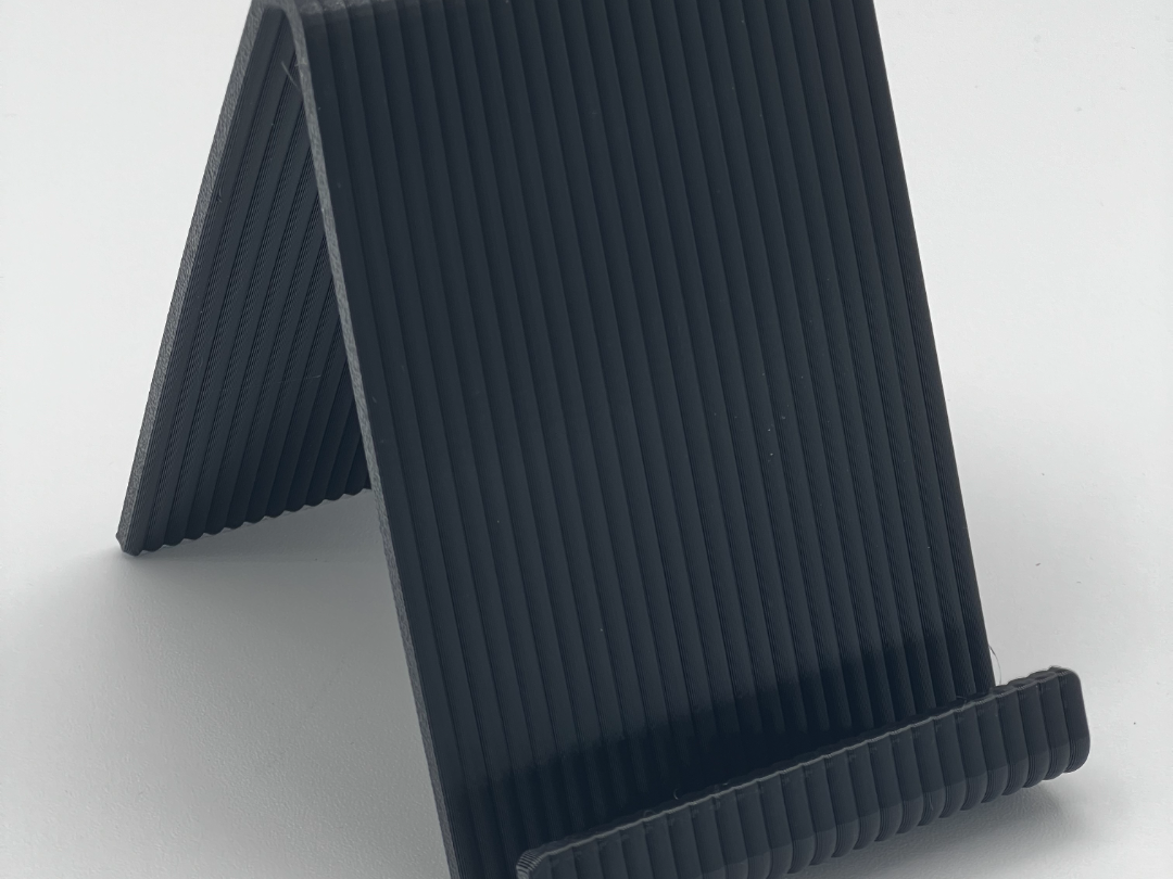 Clean Phone Stand