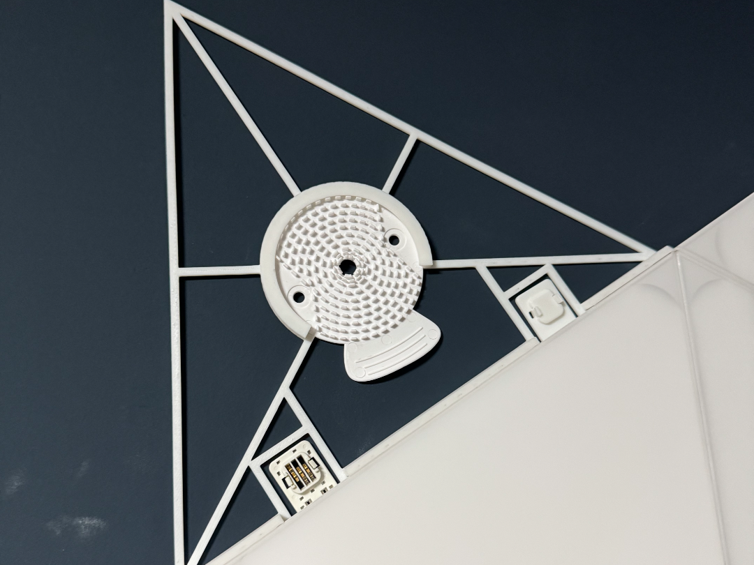 Nanoleaf Shapes Triangle Mounting Help