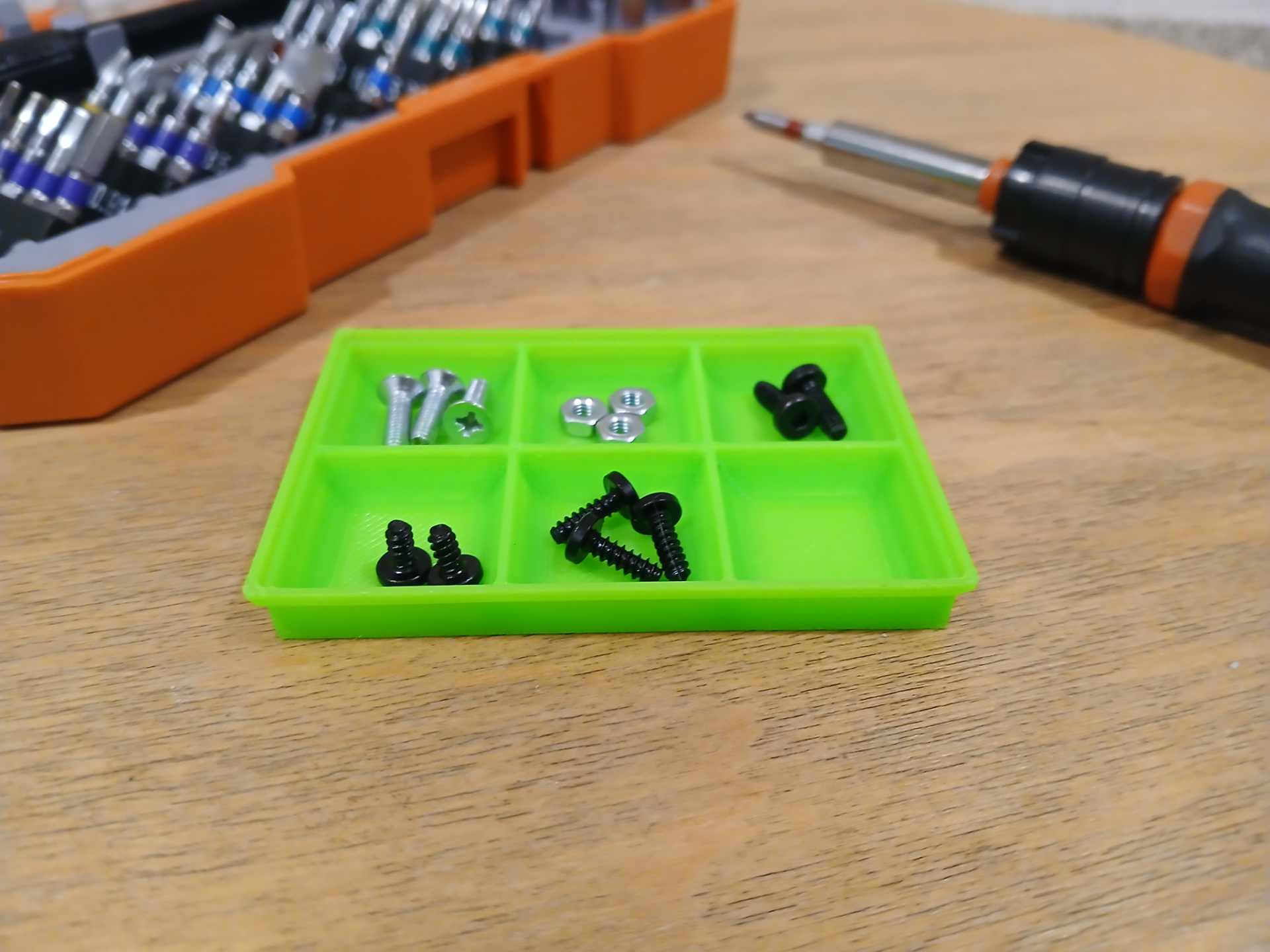Small screw organizer box holder