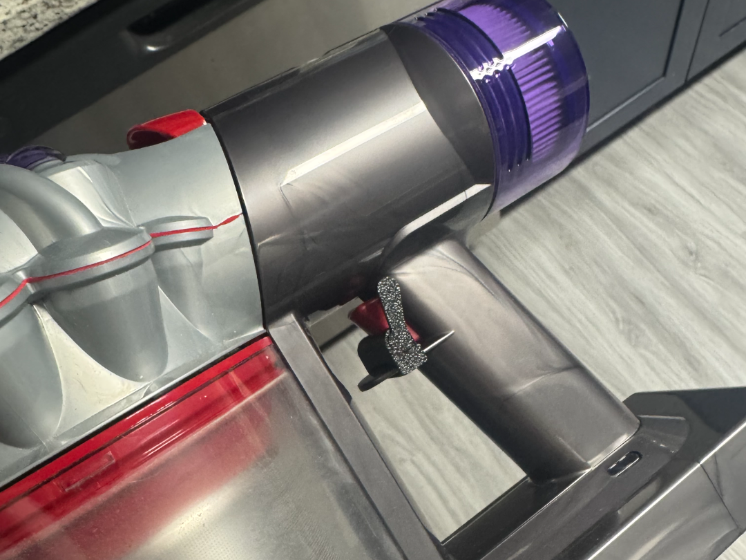 Dyson Trigger Lock with Better Locking