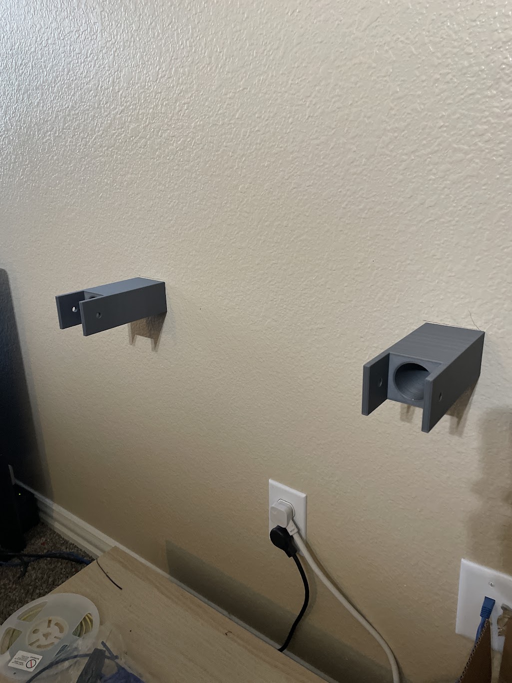 Lack Table Wall Brace