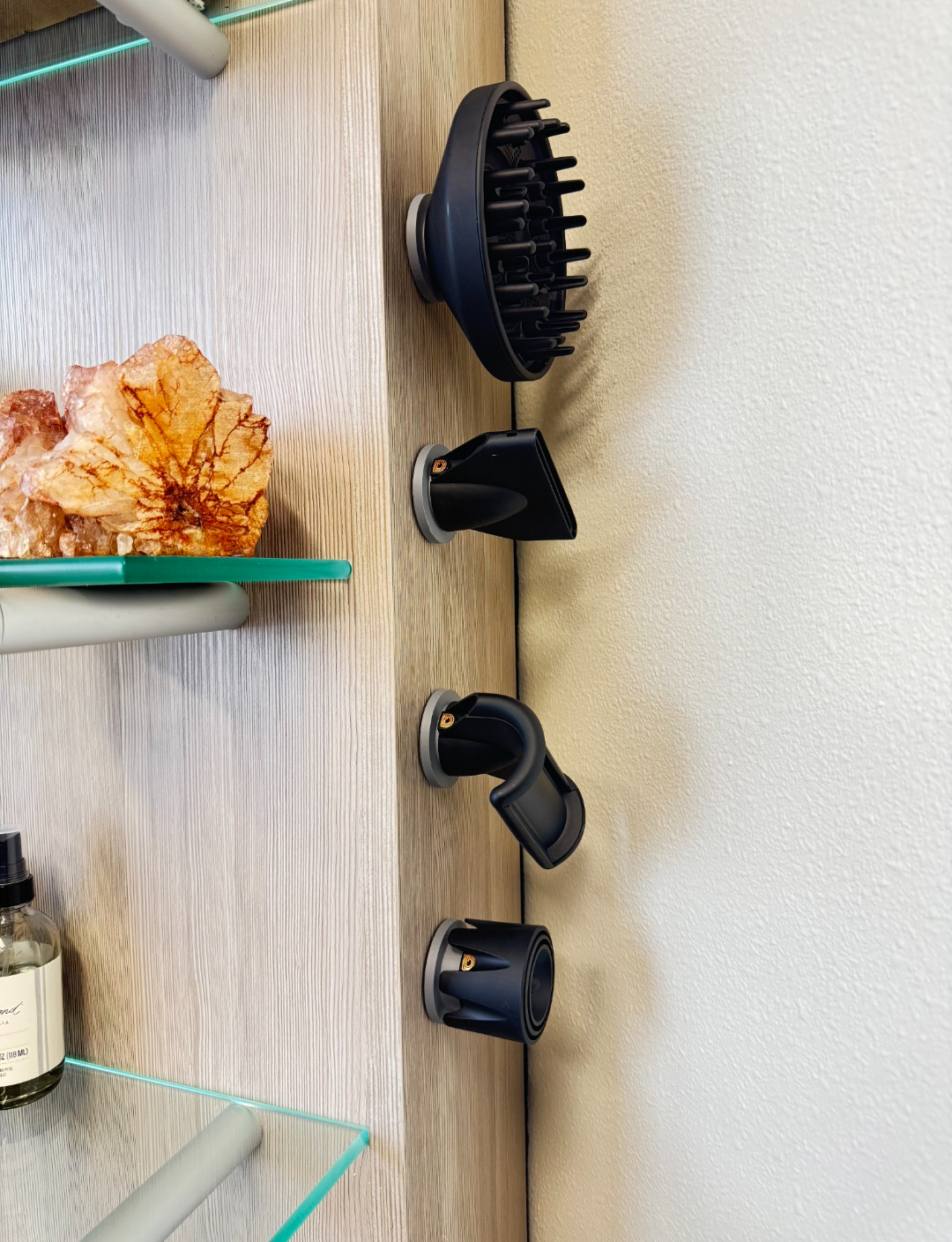 Dyson SuperSonic R Accessories Holders