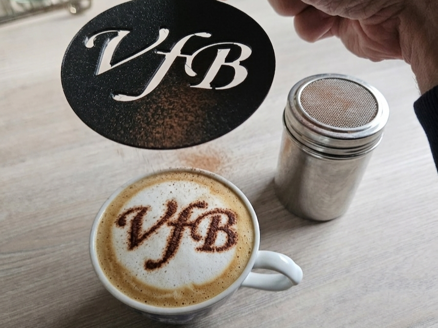 Kaffee-/Getränke-Schablonen VfB