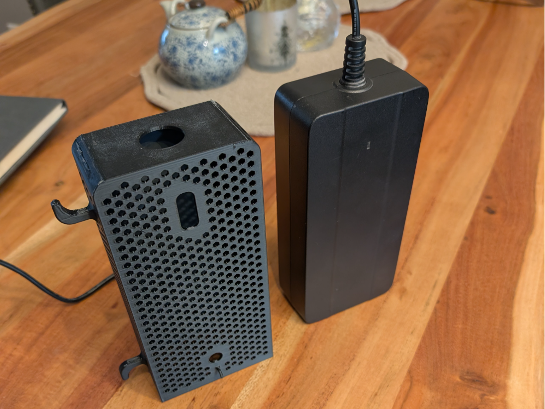 Apollo Pro Charger Wall Mount