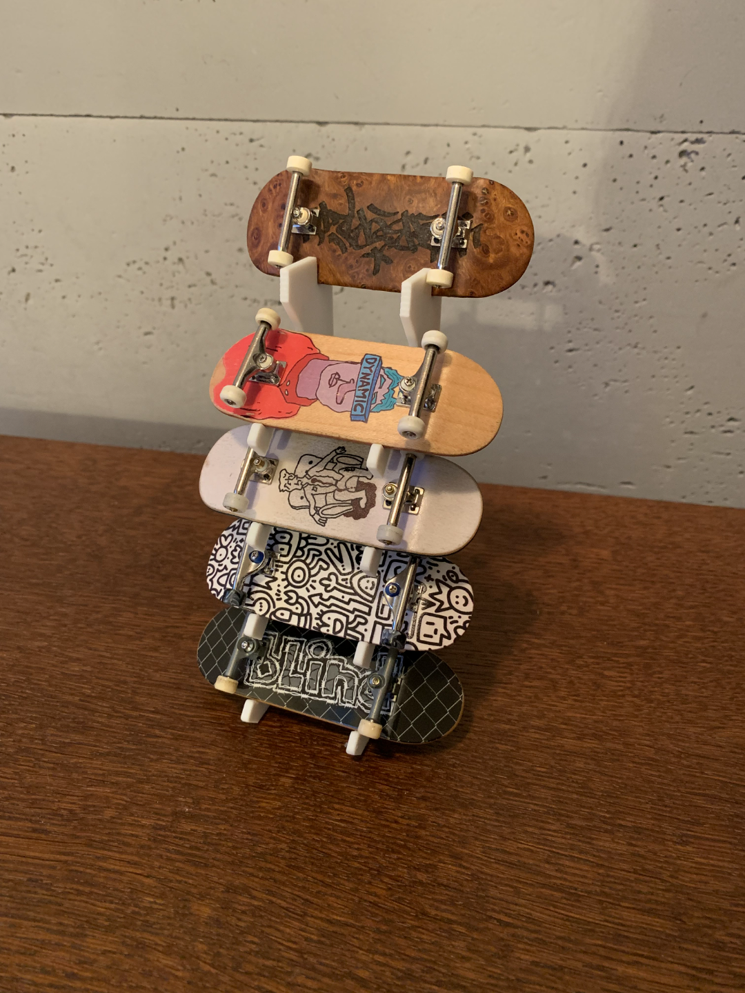 Fingerboard Stand