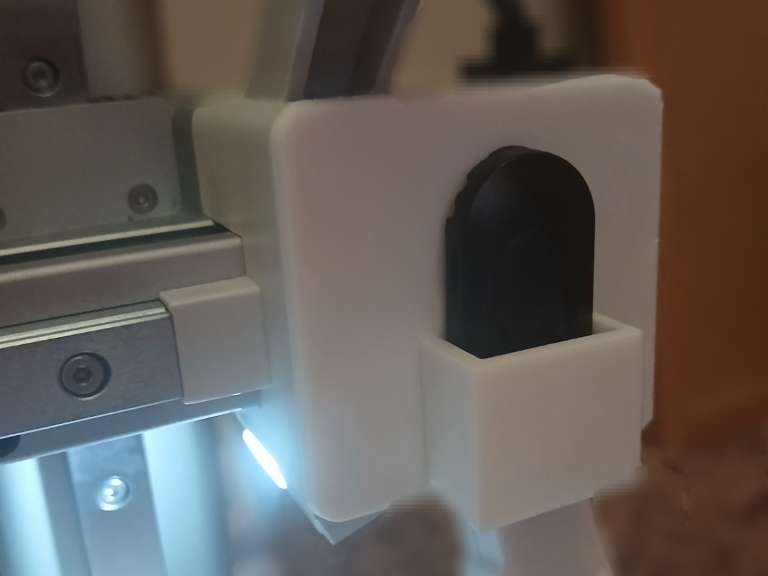 X Motor cap w/ remote holder