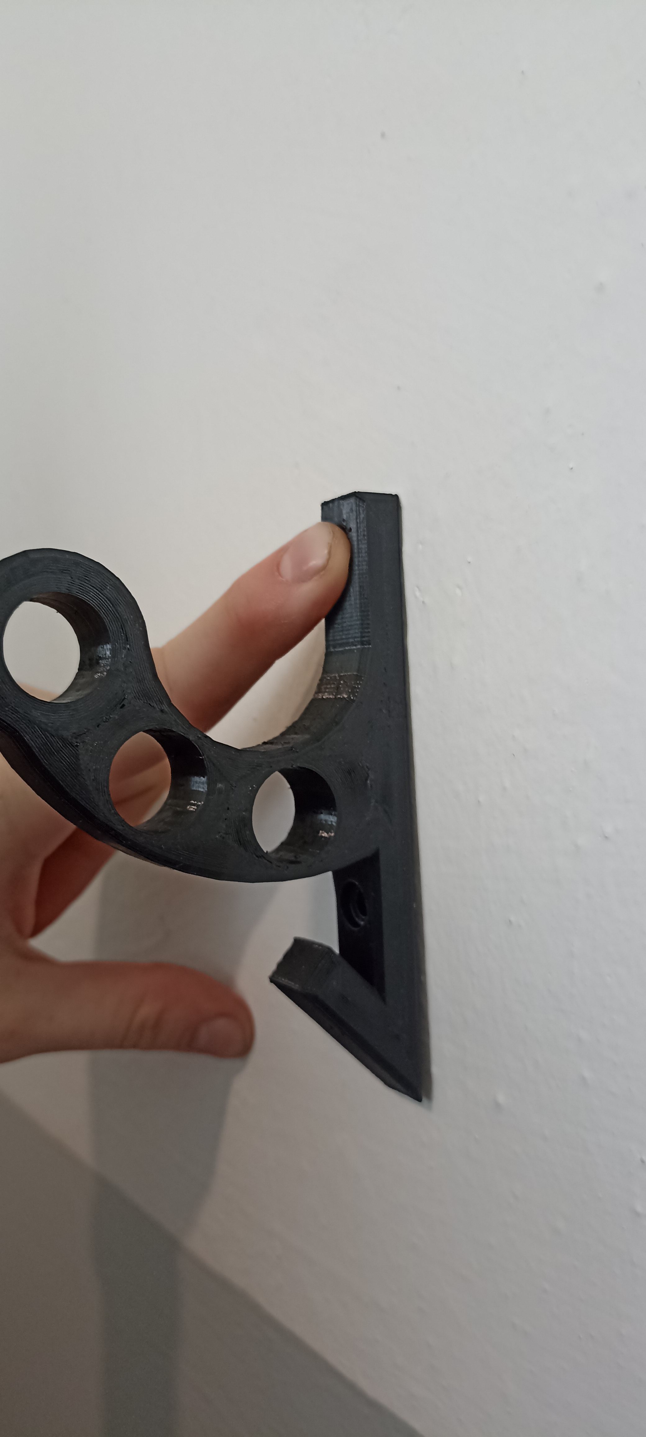 Holder helme and overalls,  wallmount.