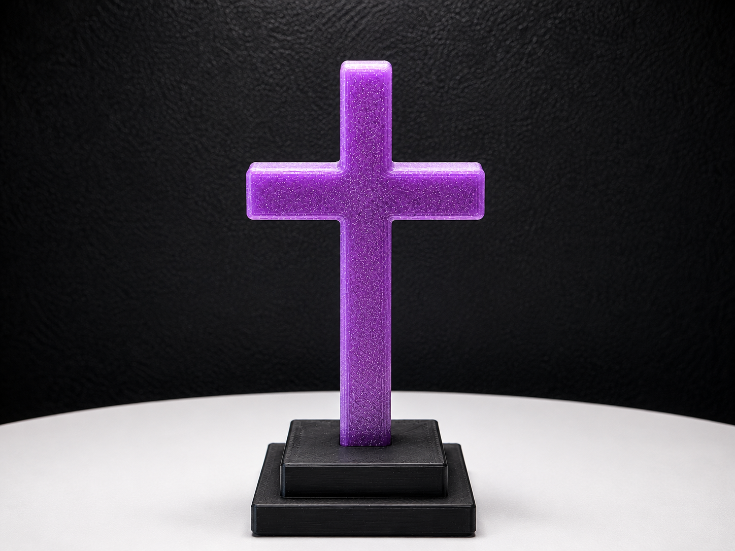 Minimal Desk Cross