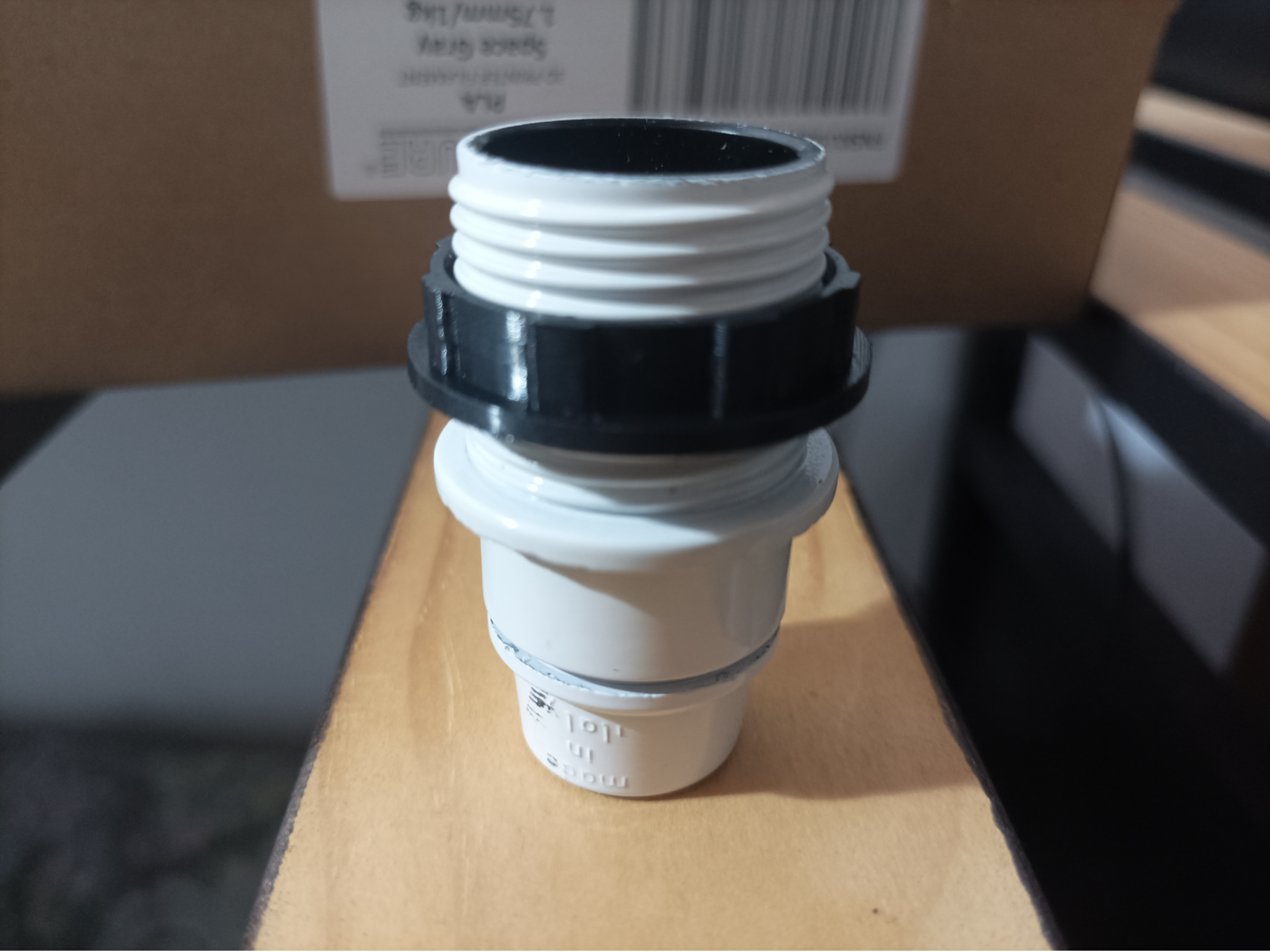 ring for e14 threaded bulb holder