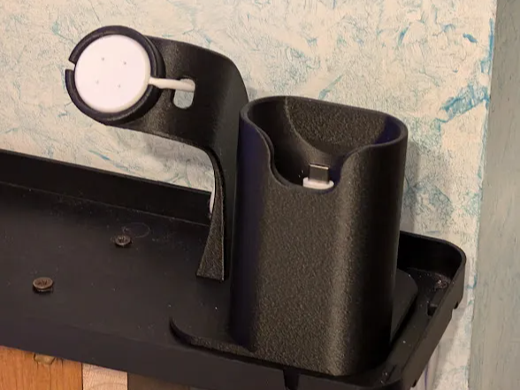 Desk Pixel Buds Pro and Pixel Watch 2 stand
