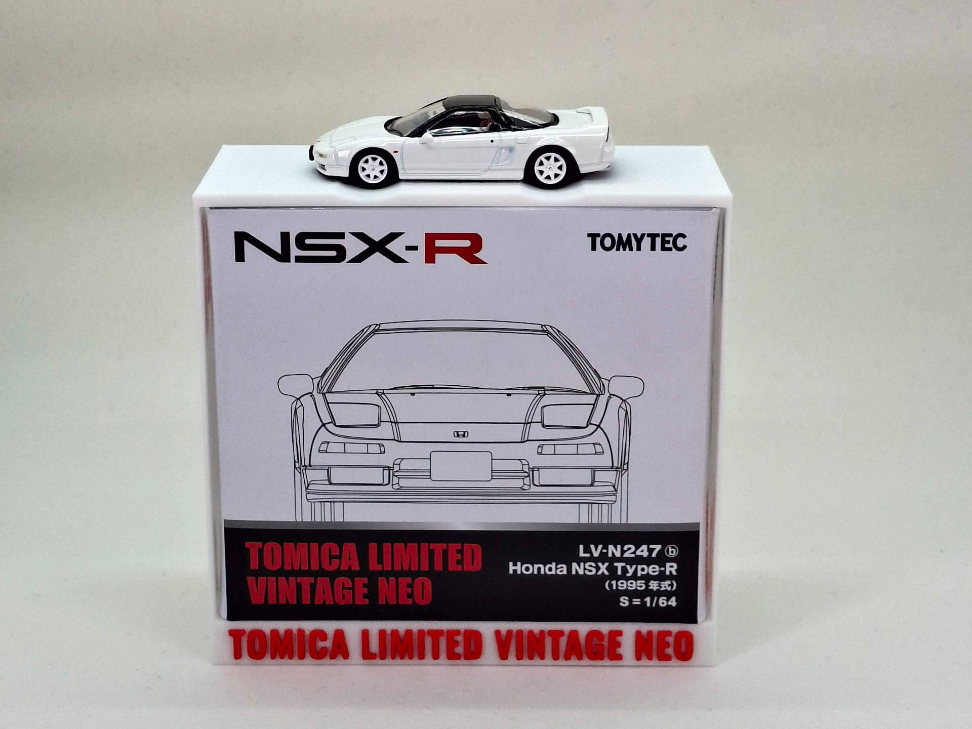Tomica LVN Box Display & Car Stand (Big Box Type)