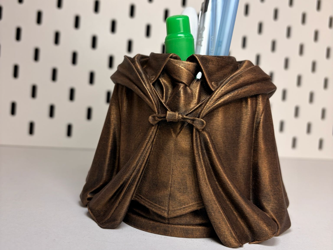 Harry Potter Robe-Shaped Pencil Holder