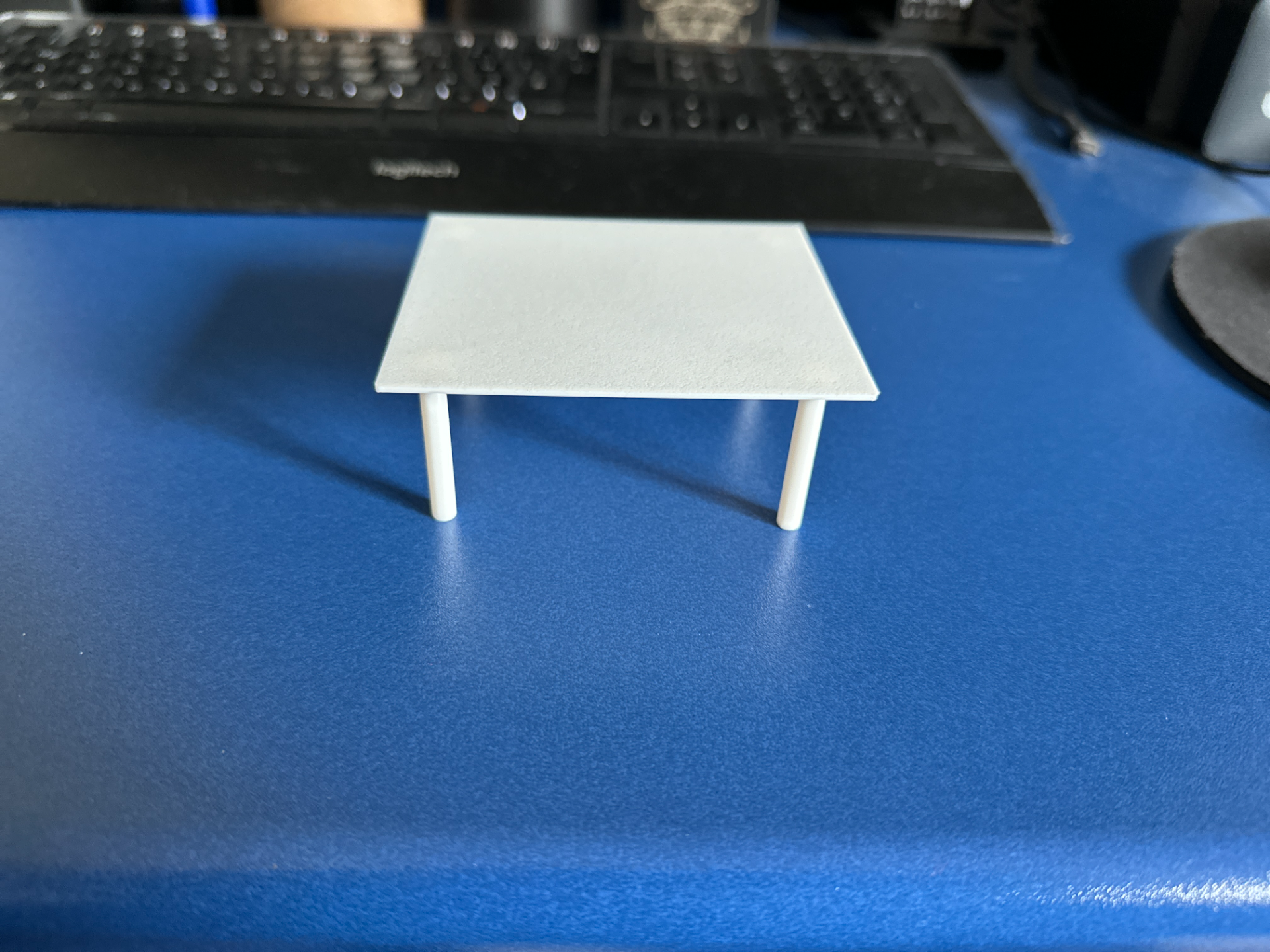Tisch für Puppenhaus mit 3 Tischplatten