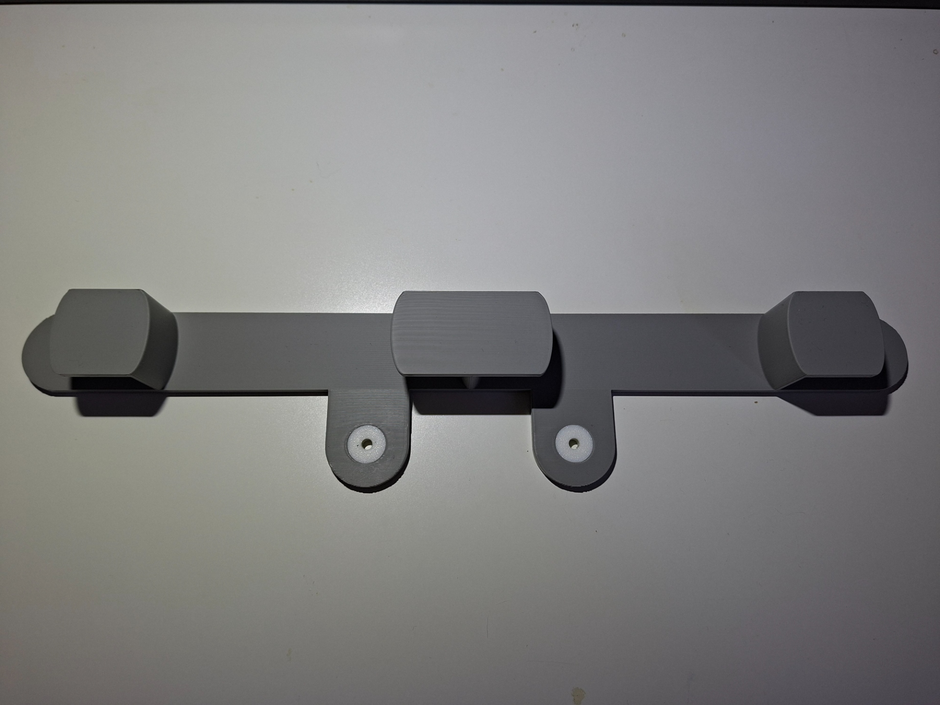 Cable organizer for VESA 75, 100, 200, 300