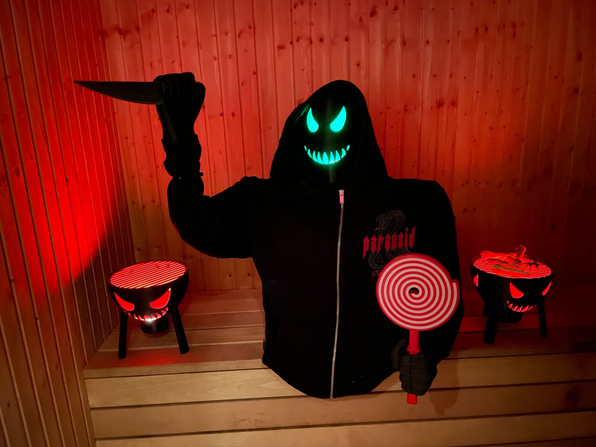 Stabbie-The Animated Halloween Prop