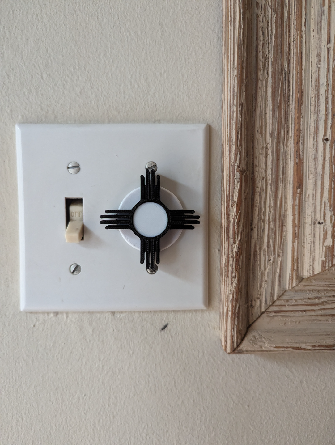 New Mexico Zia symbol dimmer switch/knob
