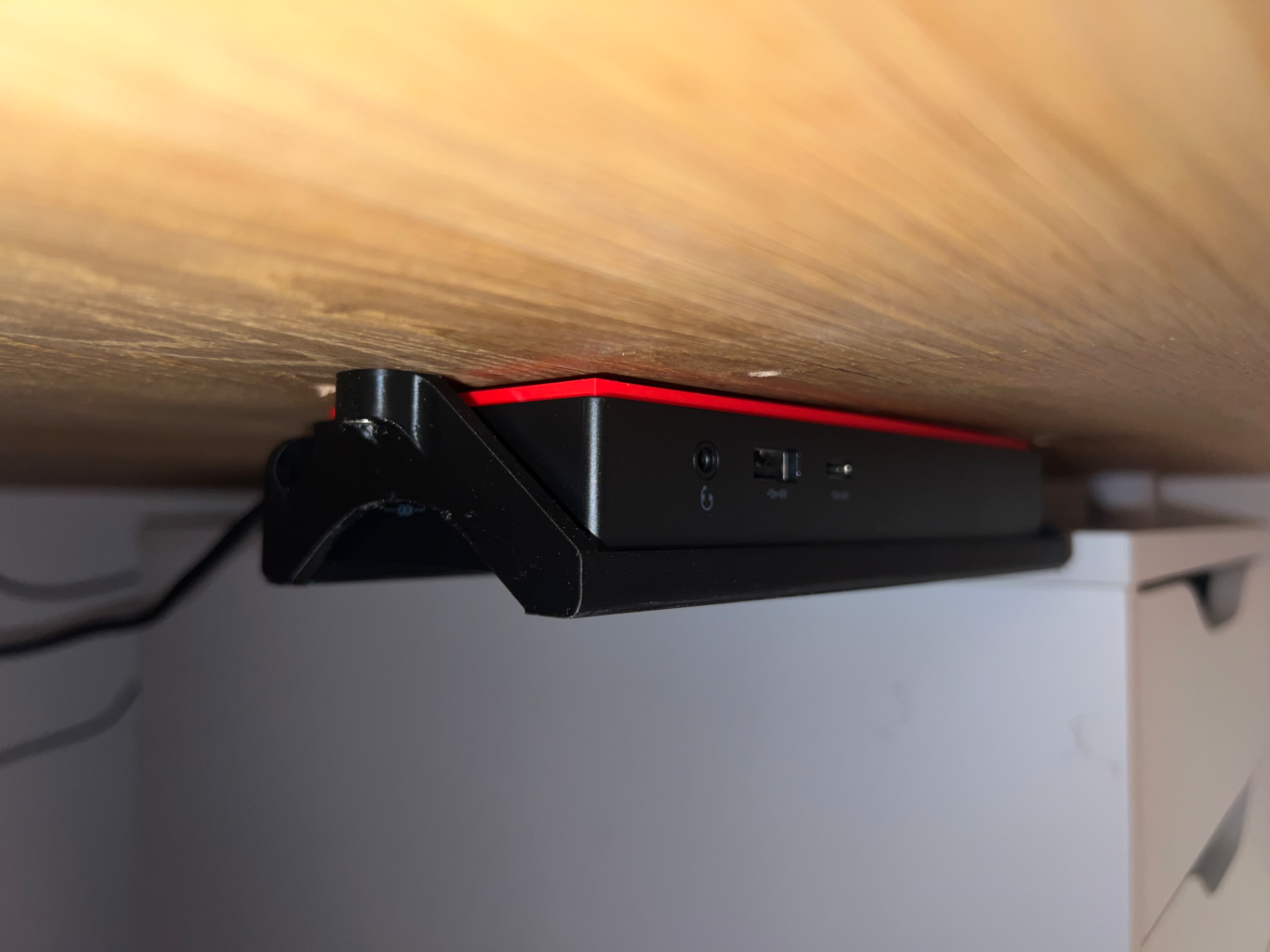 Mount under the desk for ThinkPad Docking Station
