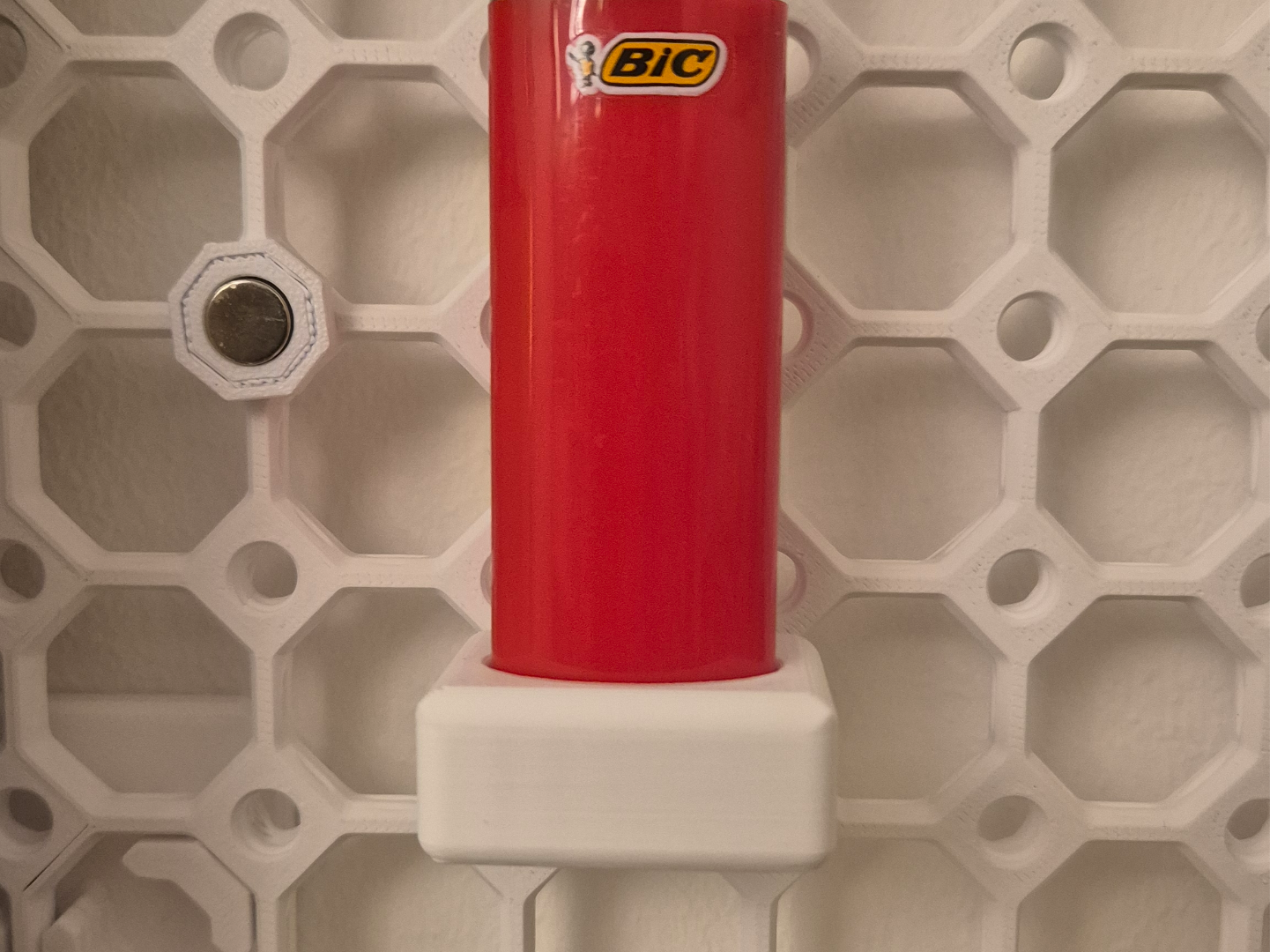 Multiboard BiC Lighter Holder v2