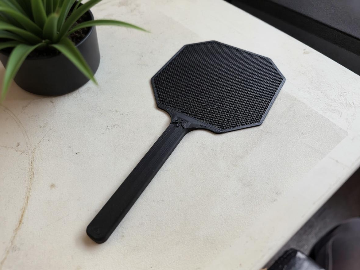 Compact Fine-Mesh Fly Swatter