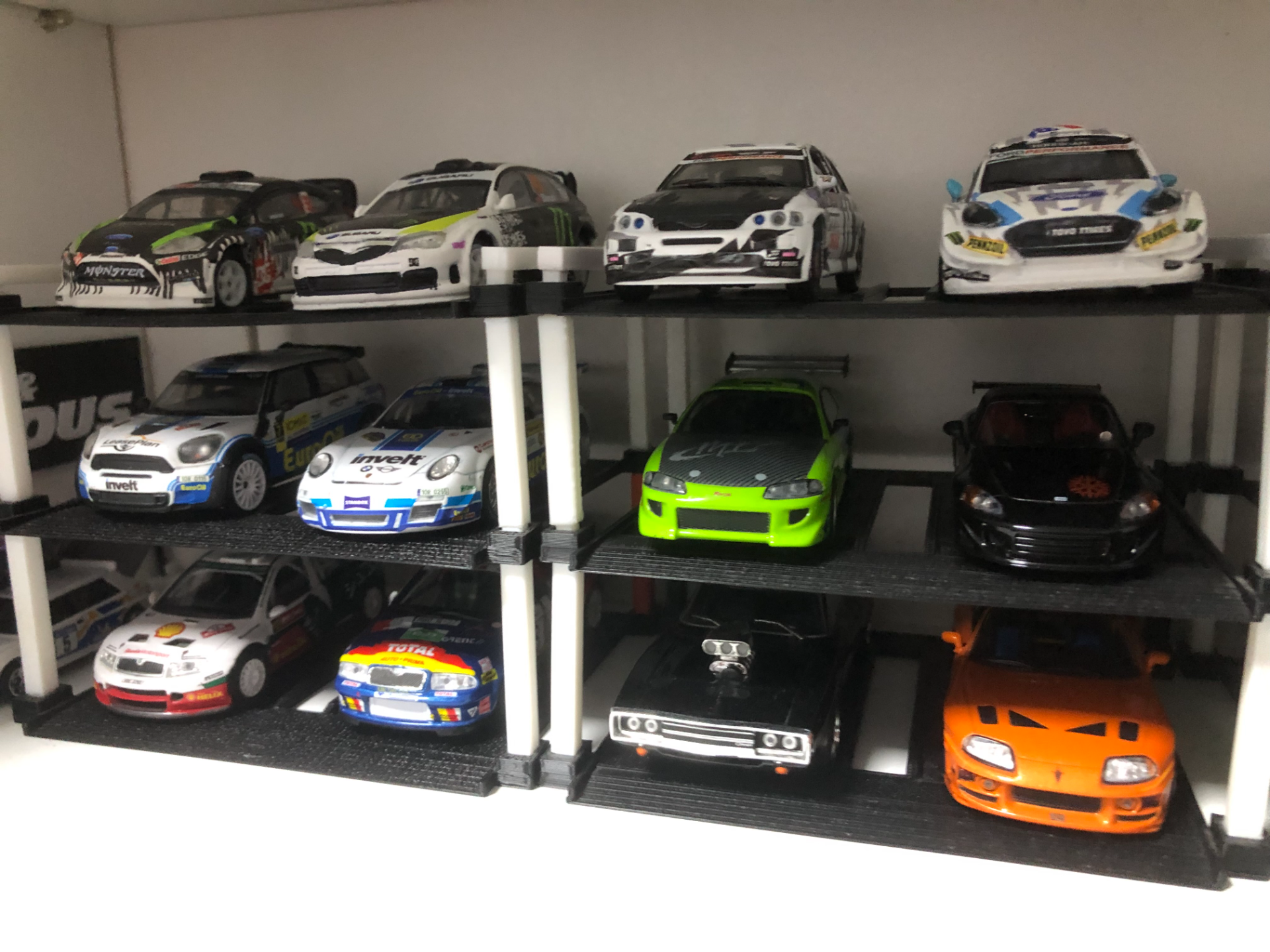 Diorama Garage 1:43 scale