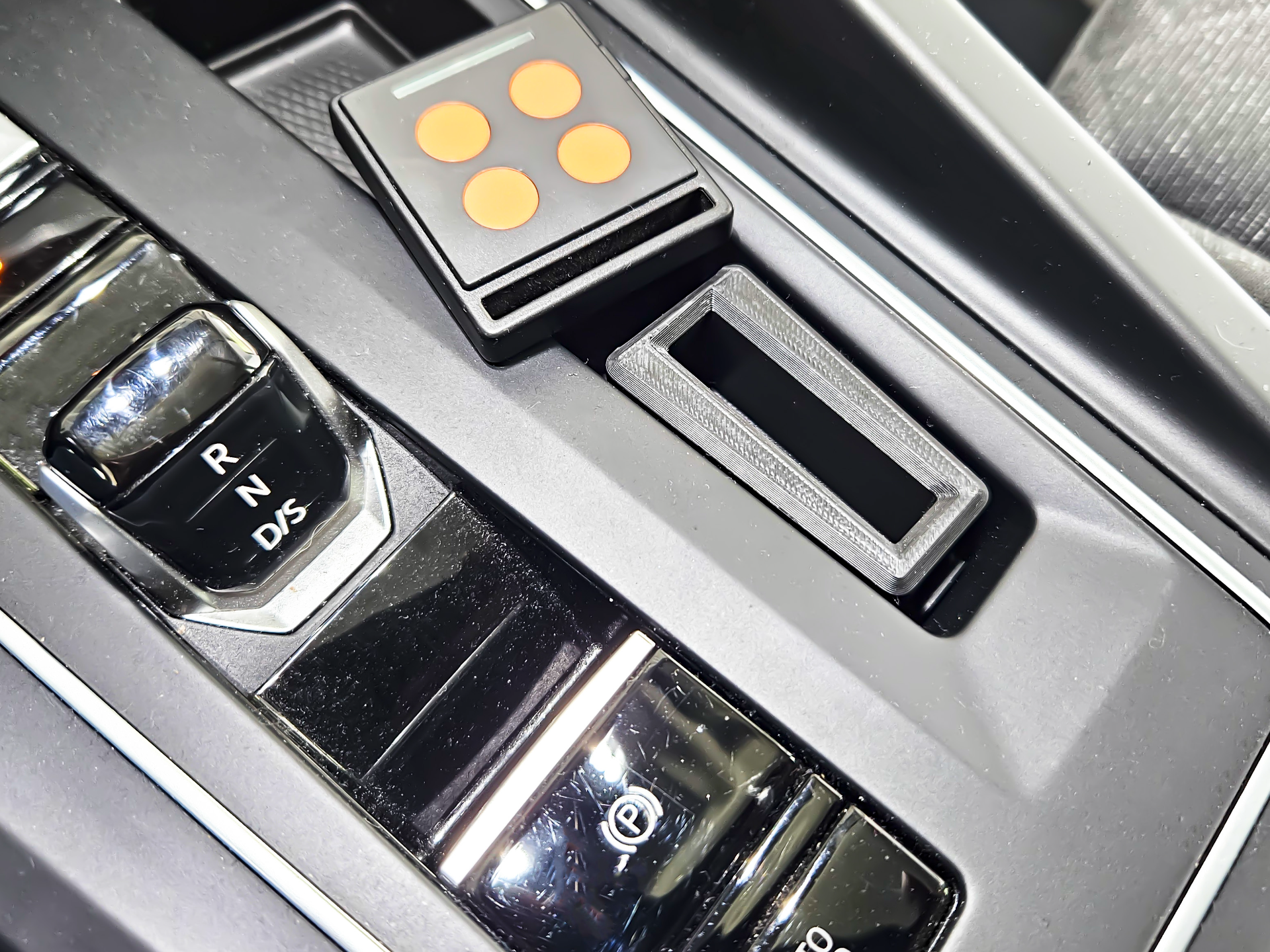 Nice Key gate remote Holder VW – Print-in-Place