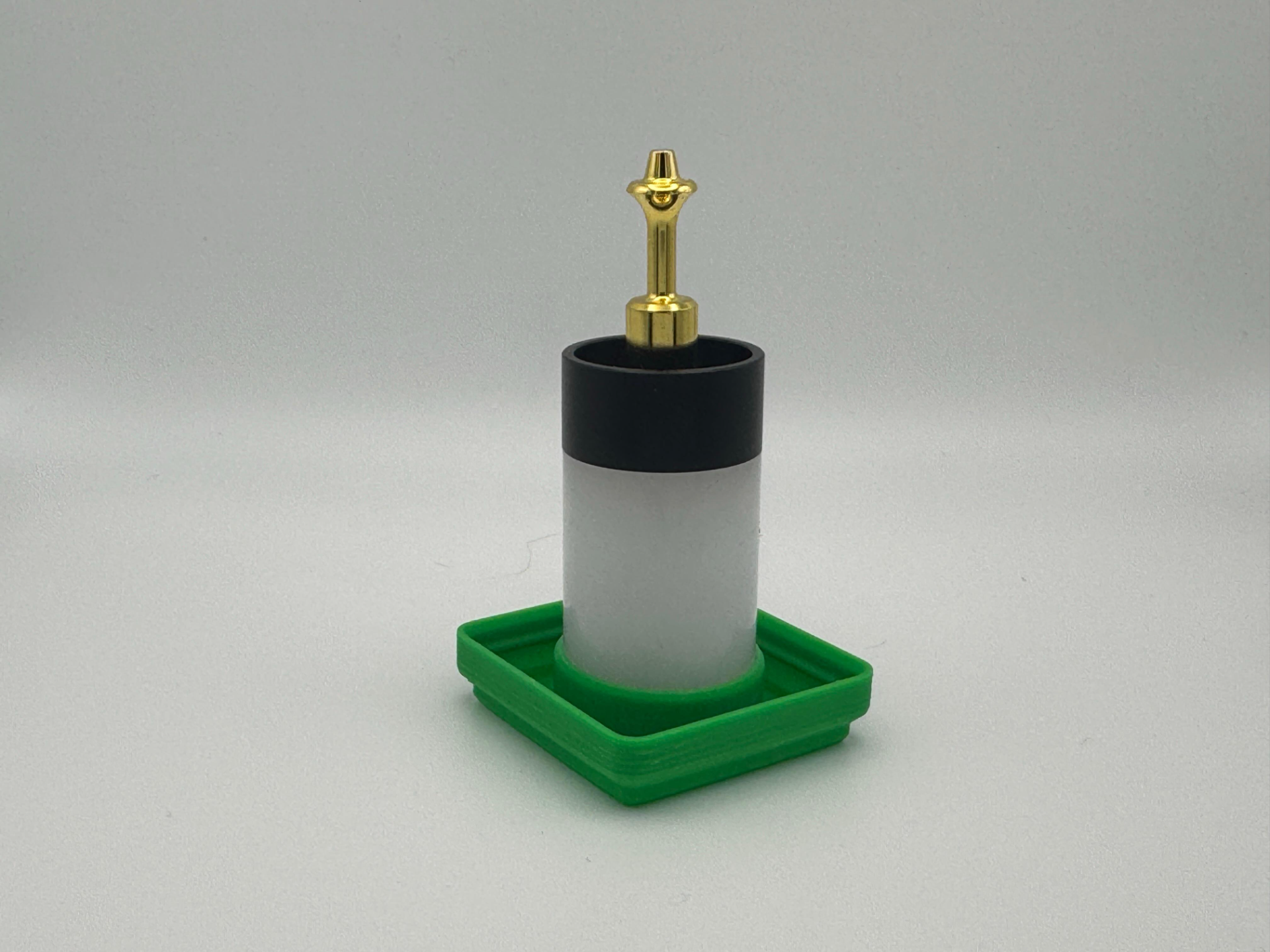 Gridfinity Lightsaber Plug Holder