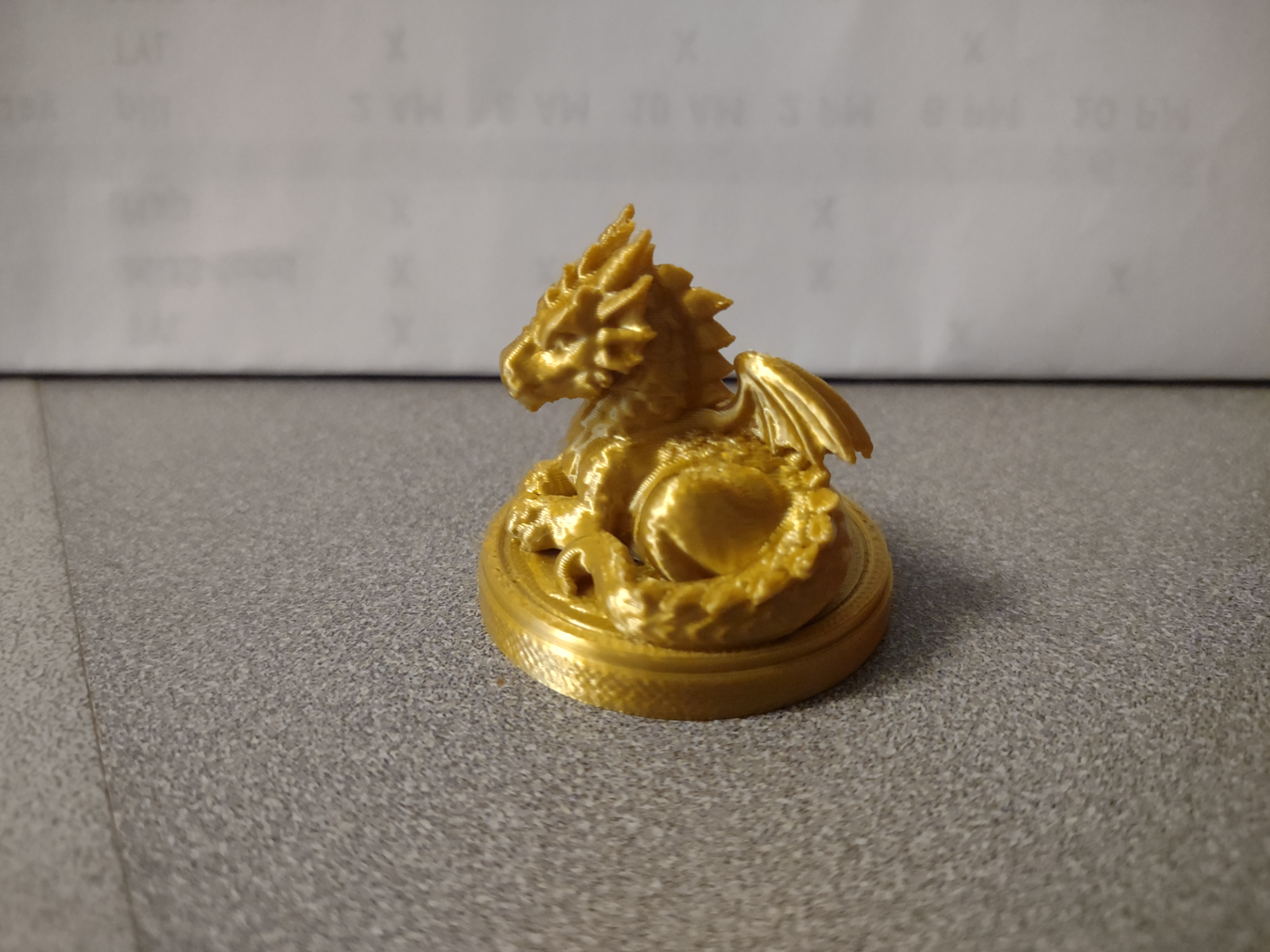 Figurine Dragon checker piece