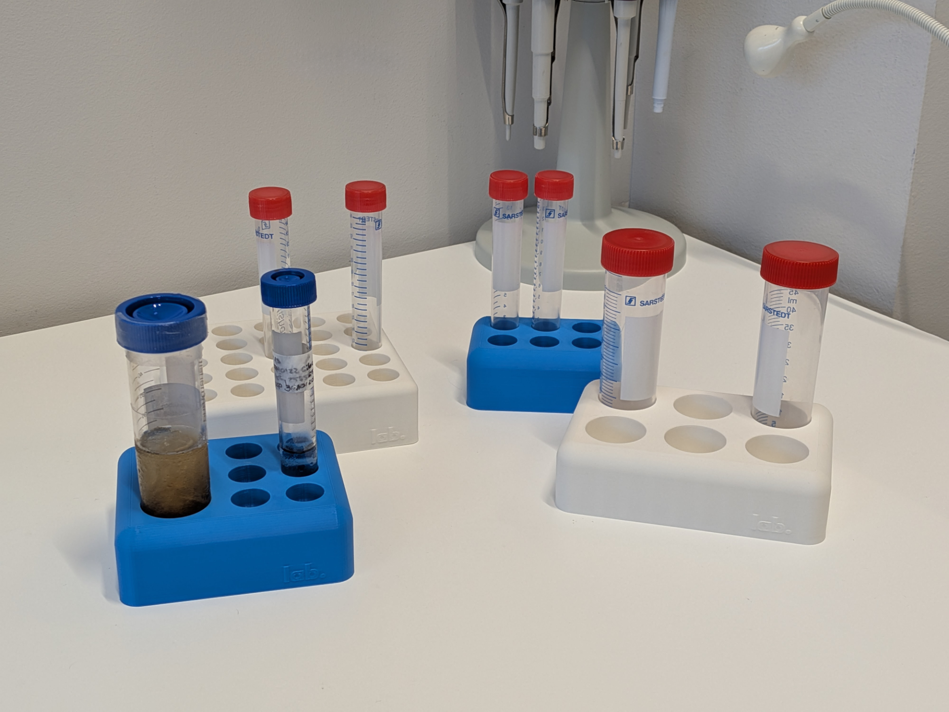Modular Tube Rack for 15 mL and 50 mL Falcon Tubes
