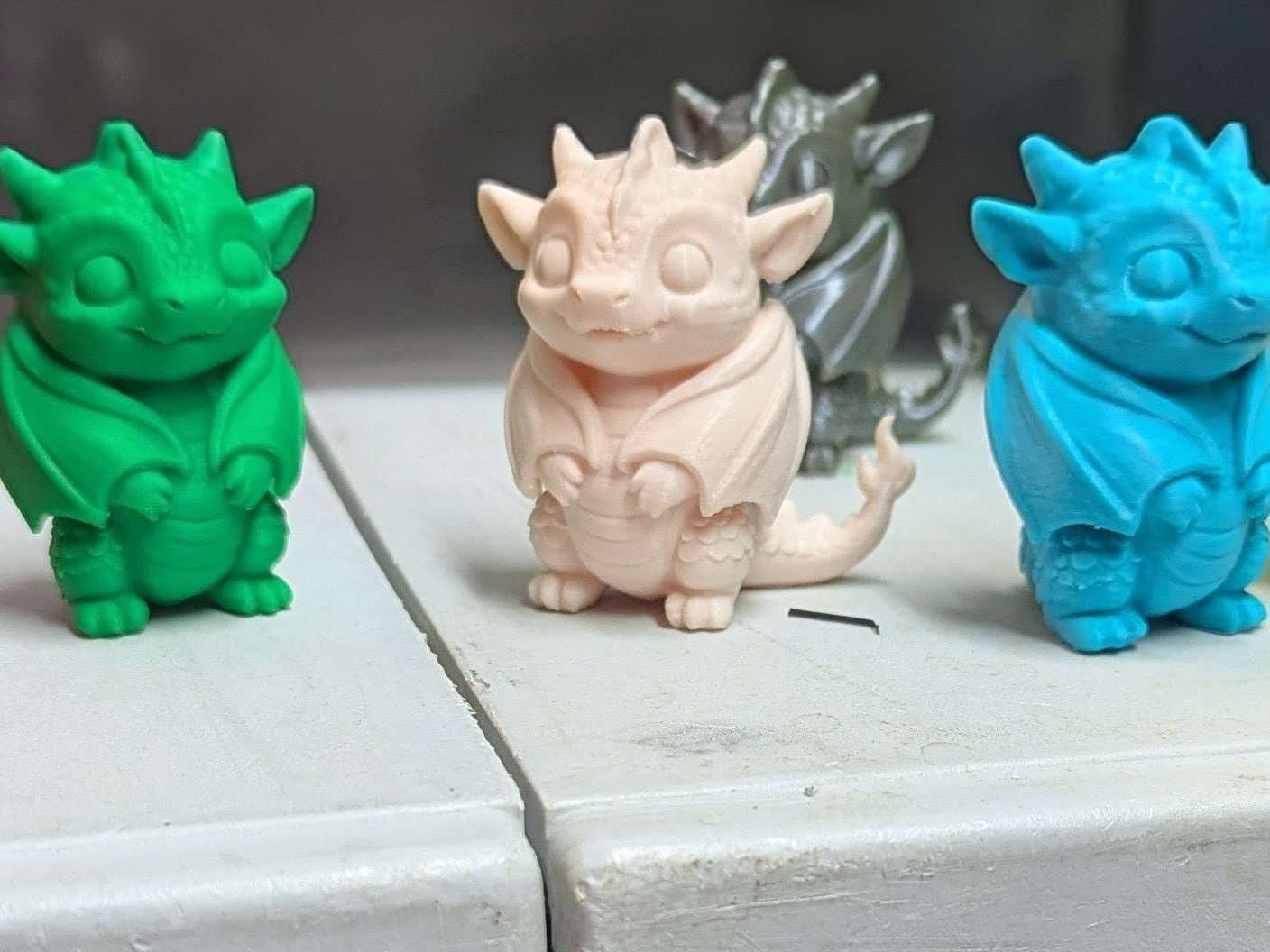 figurine mini dragon chibi 5cm