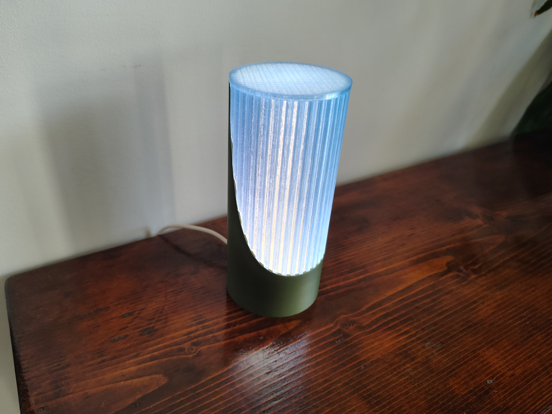 Lamp with a minimalist design