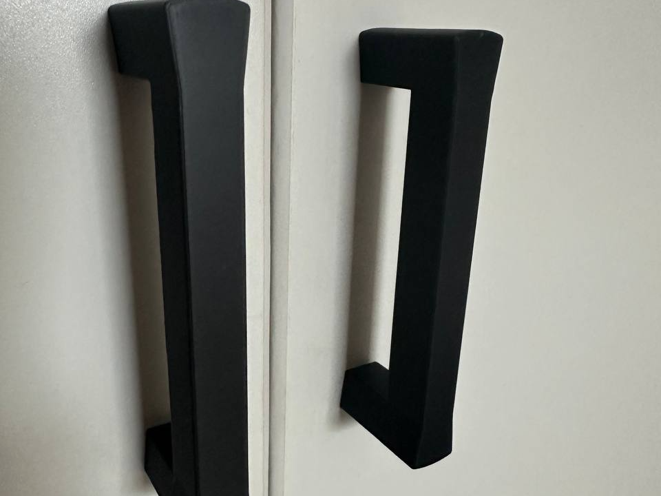 Minimalist Angular Door Handle