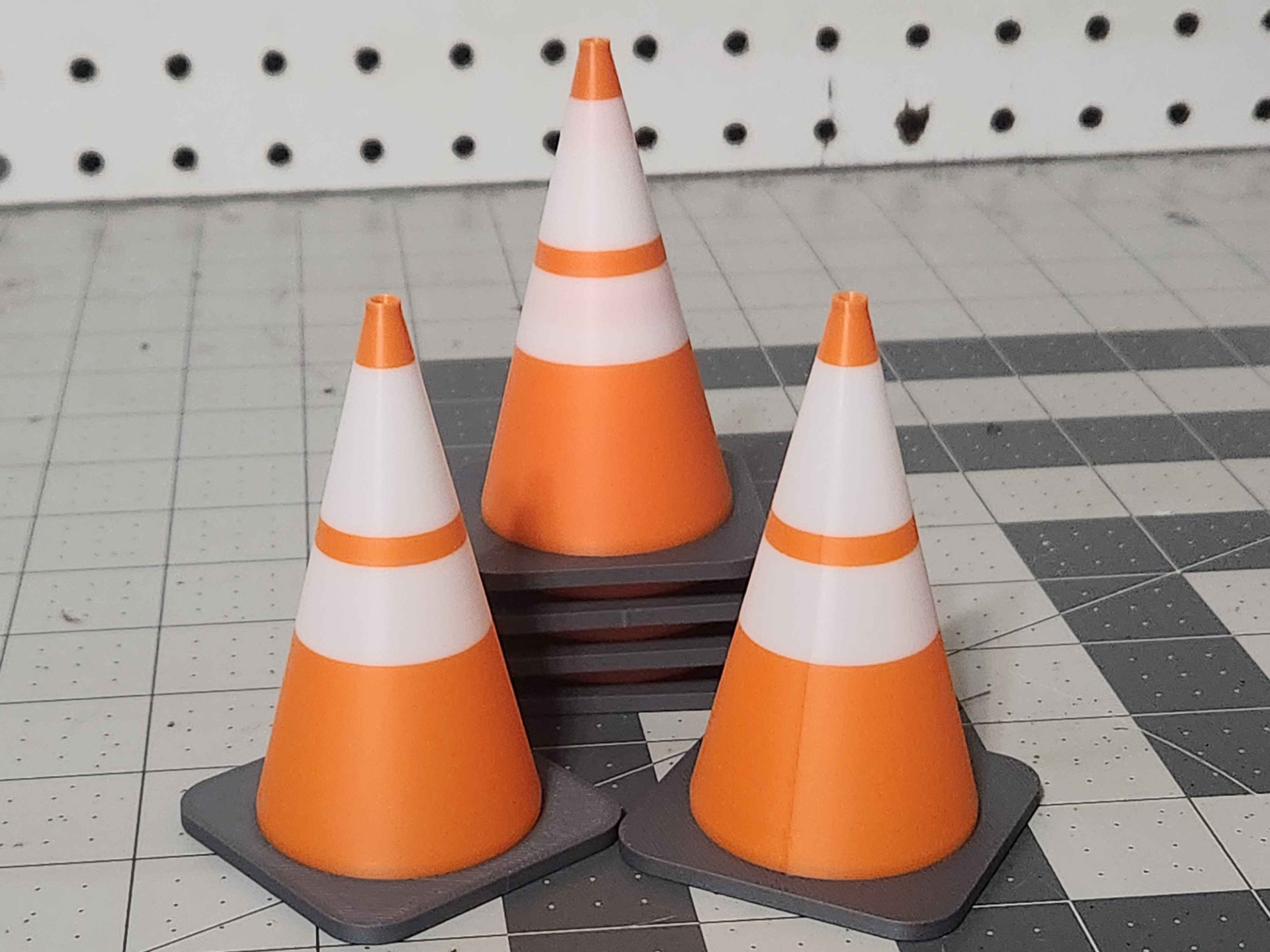 1:6 Scale Traffic Cone (Multicolor for AMS)