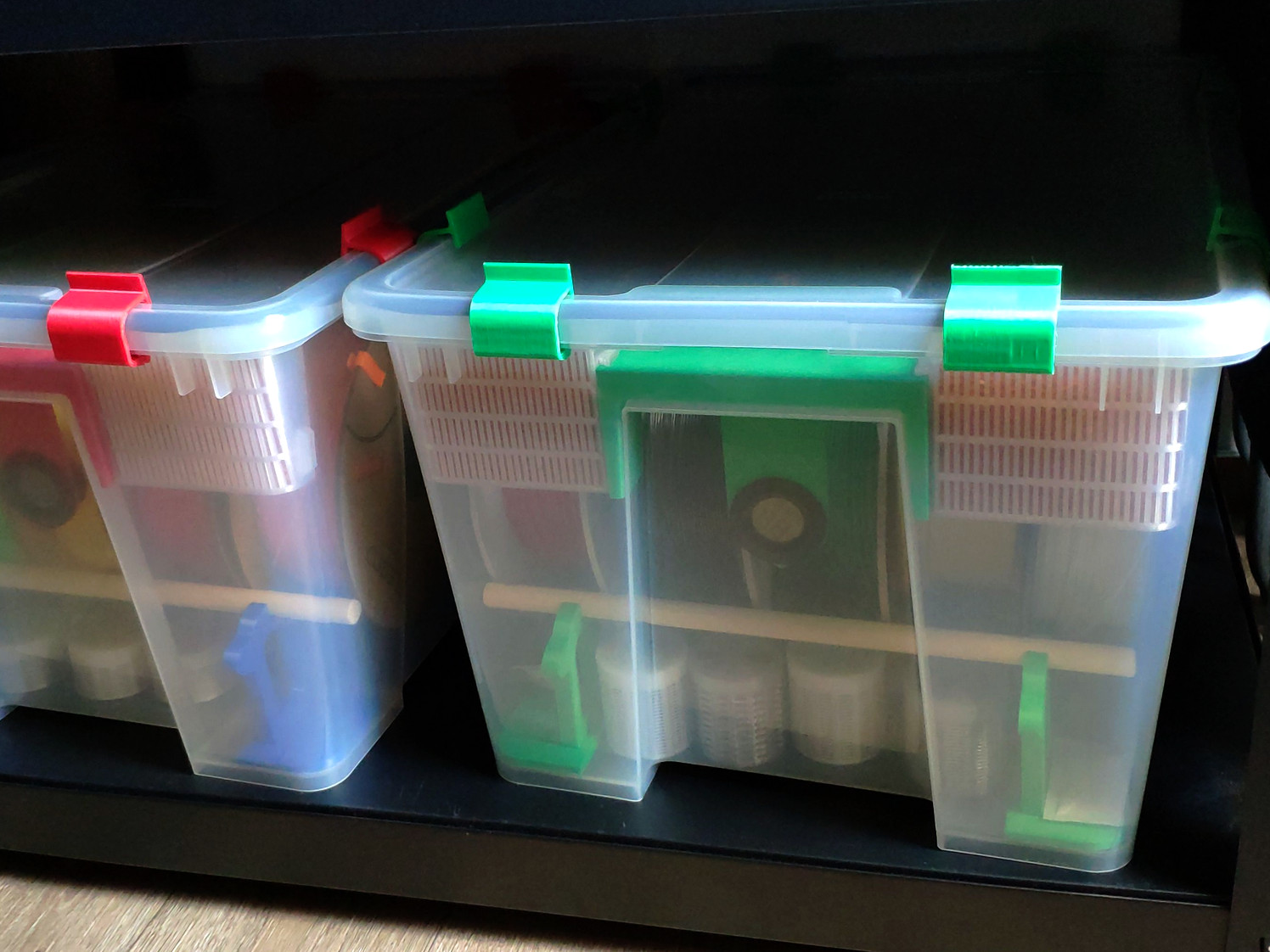 Samla 45L silica desiccant containers