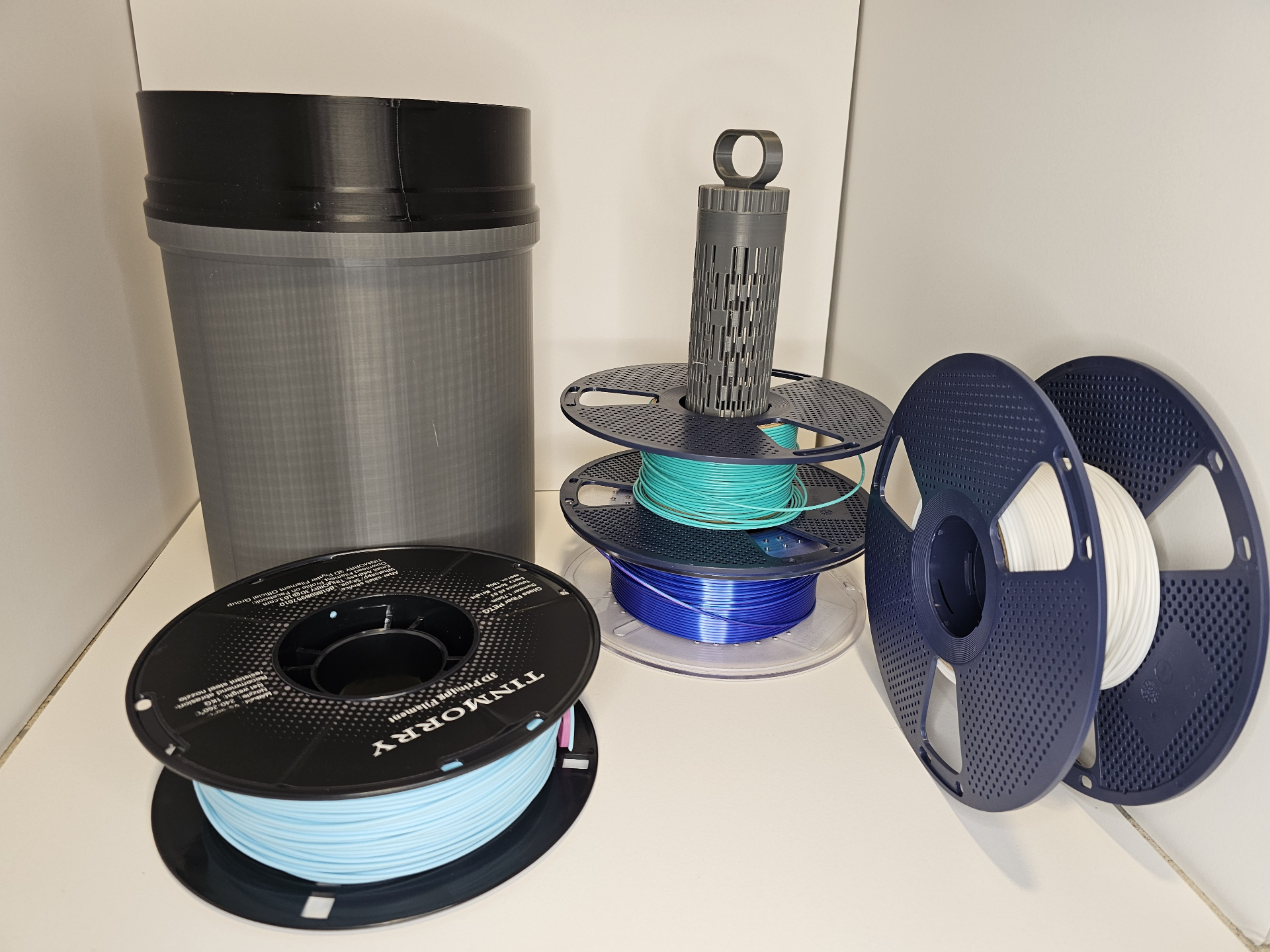 4 Spool Filament dry box - w/ dessicant holder